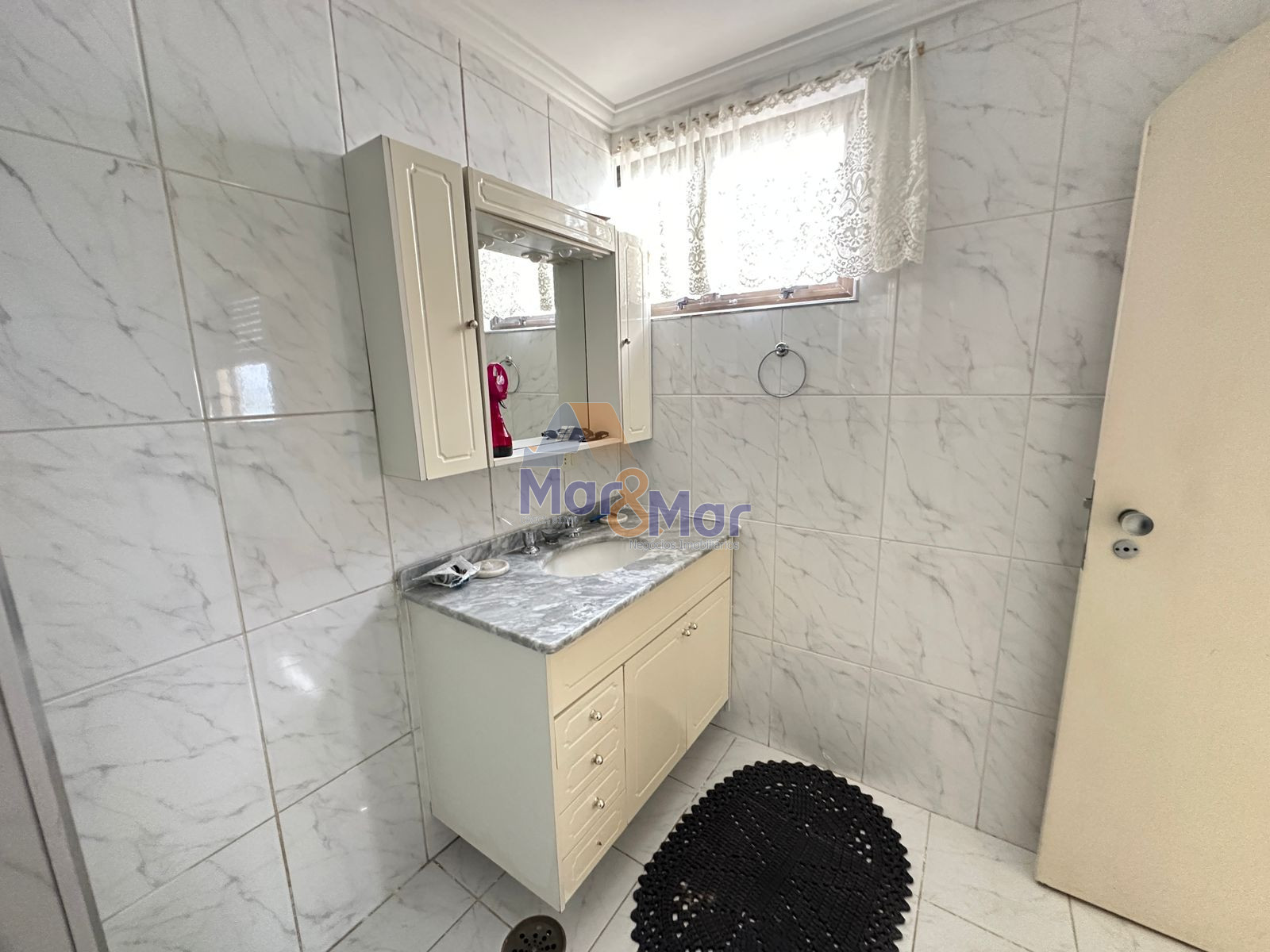 Apartamento Frente ao Mar-3-dormitorios-Pitangueiras