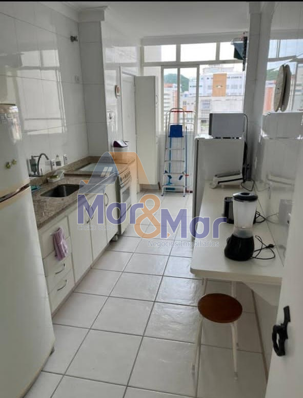 Apartamento na Praia das Pitangueiras, Guarujá - SP