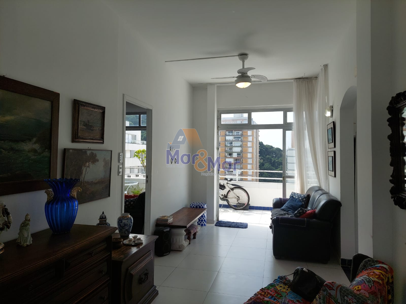 Cobertura Duplex localizada na praia da Pitangueiras!