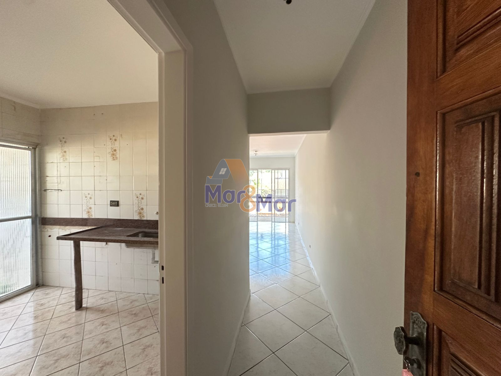 Apartamento na Praia da Enseada, Guarujá - SP
