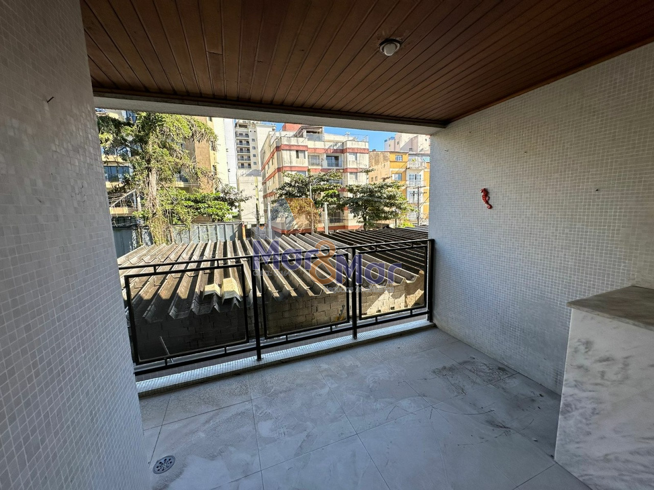 Apartamento na Praia da Enseada, Guarujá - SP