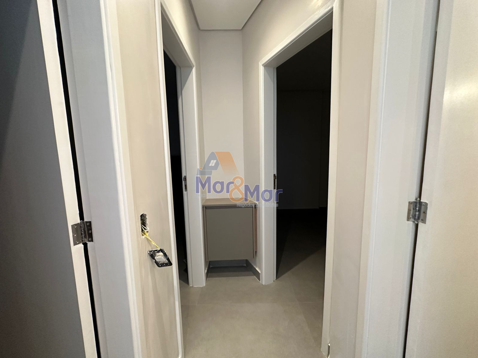 Apartamento na Praia da Enseada, Guarujá - SP