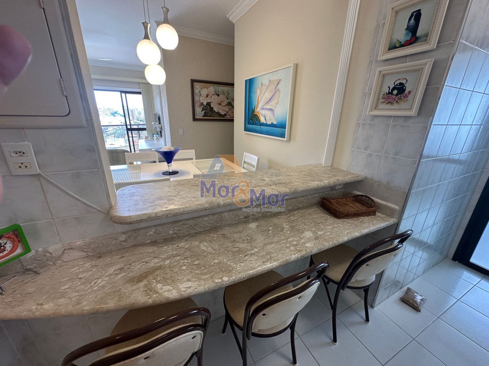 Apartamento na Praia da Enseada, Guarujá - SP