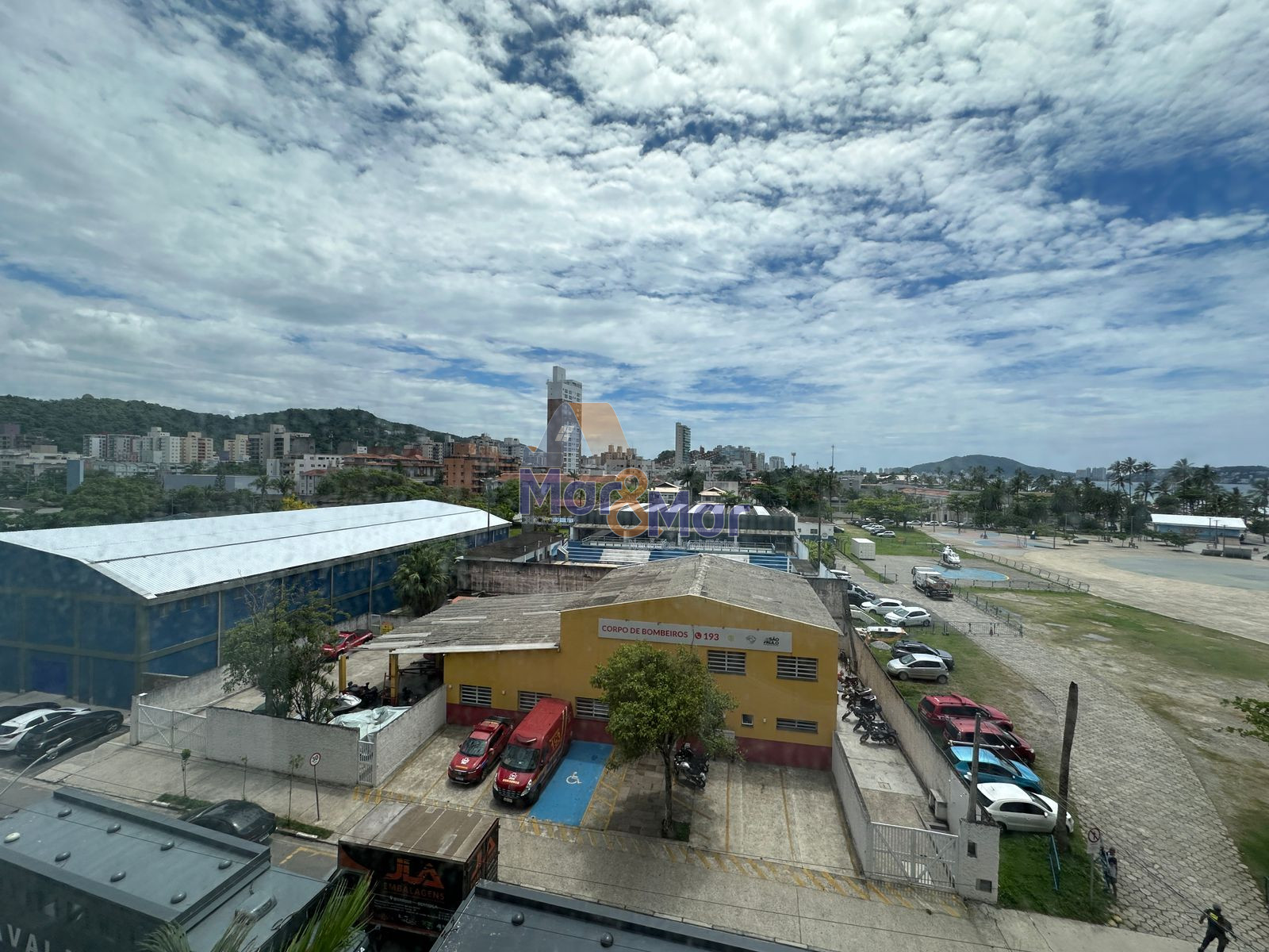 Apartamento na Praia da Enseada, Guarujá - SP