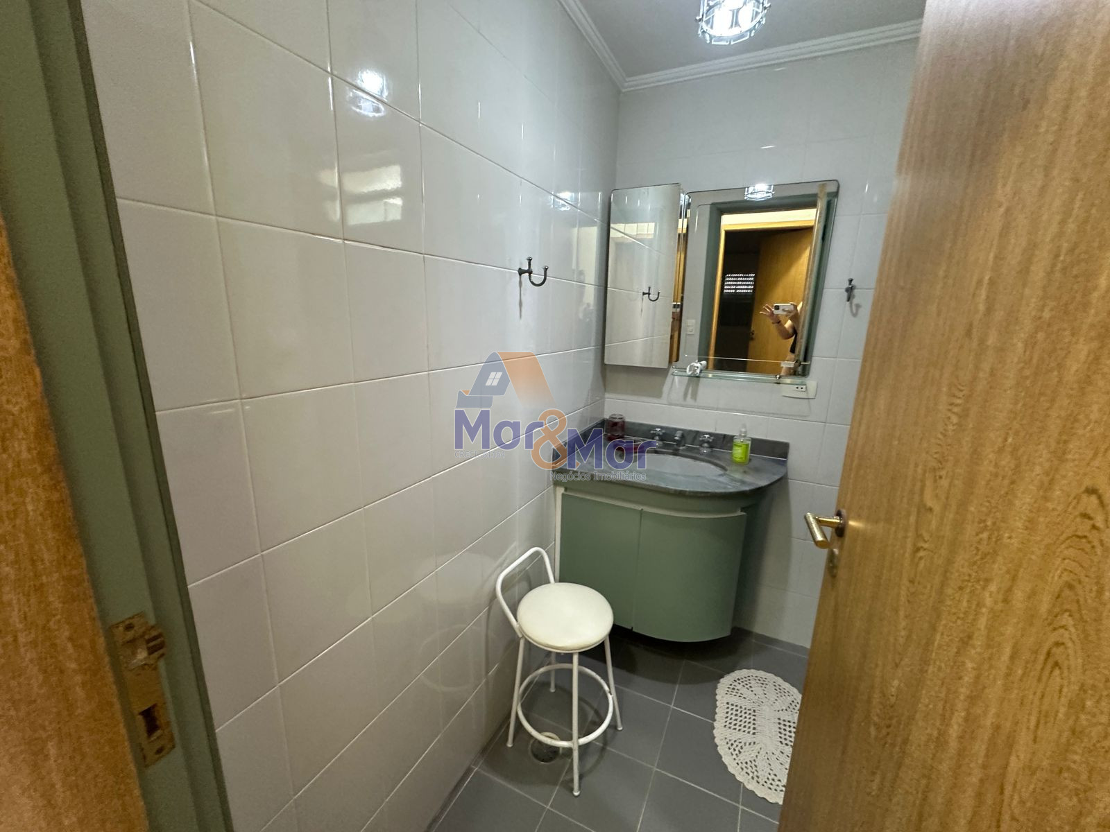 Apartamento Frente ao Mar, Praia Pitangueiras, Guarujá - SP