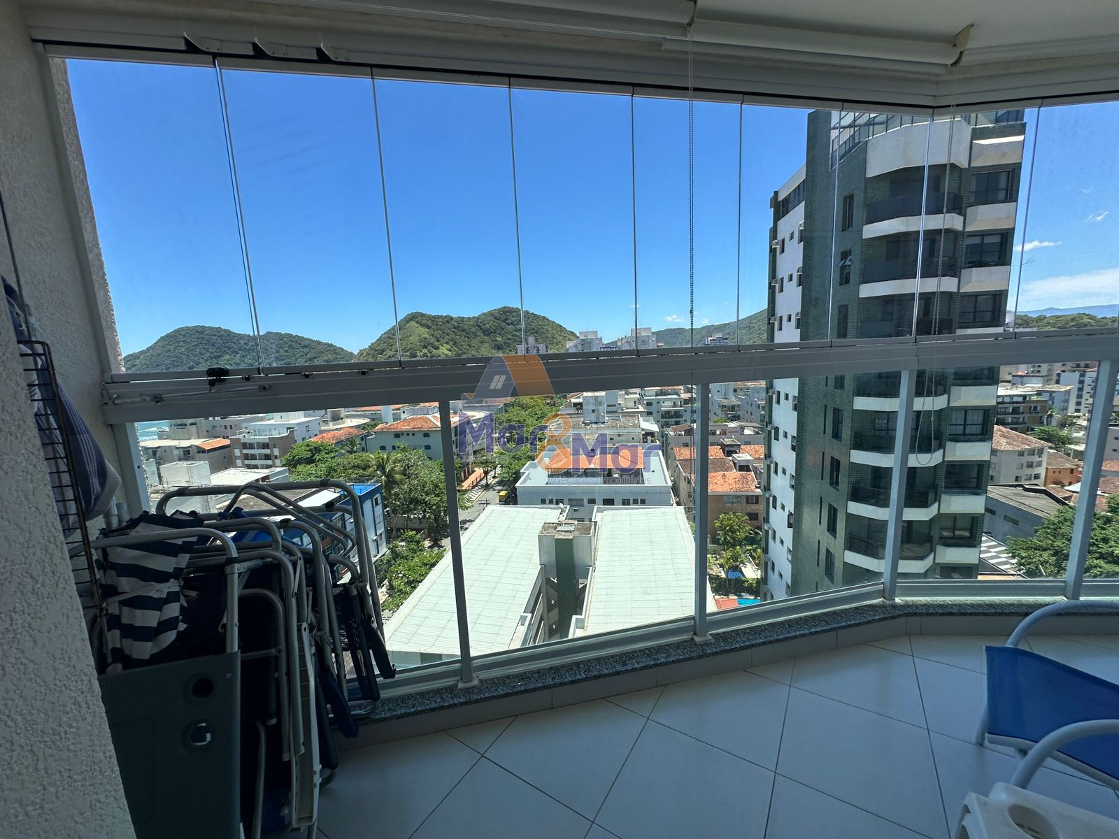 Apartamento na Praia das Astúrias/Tombo Guarujá - SP