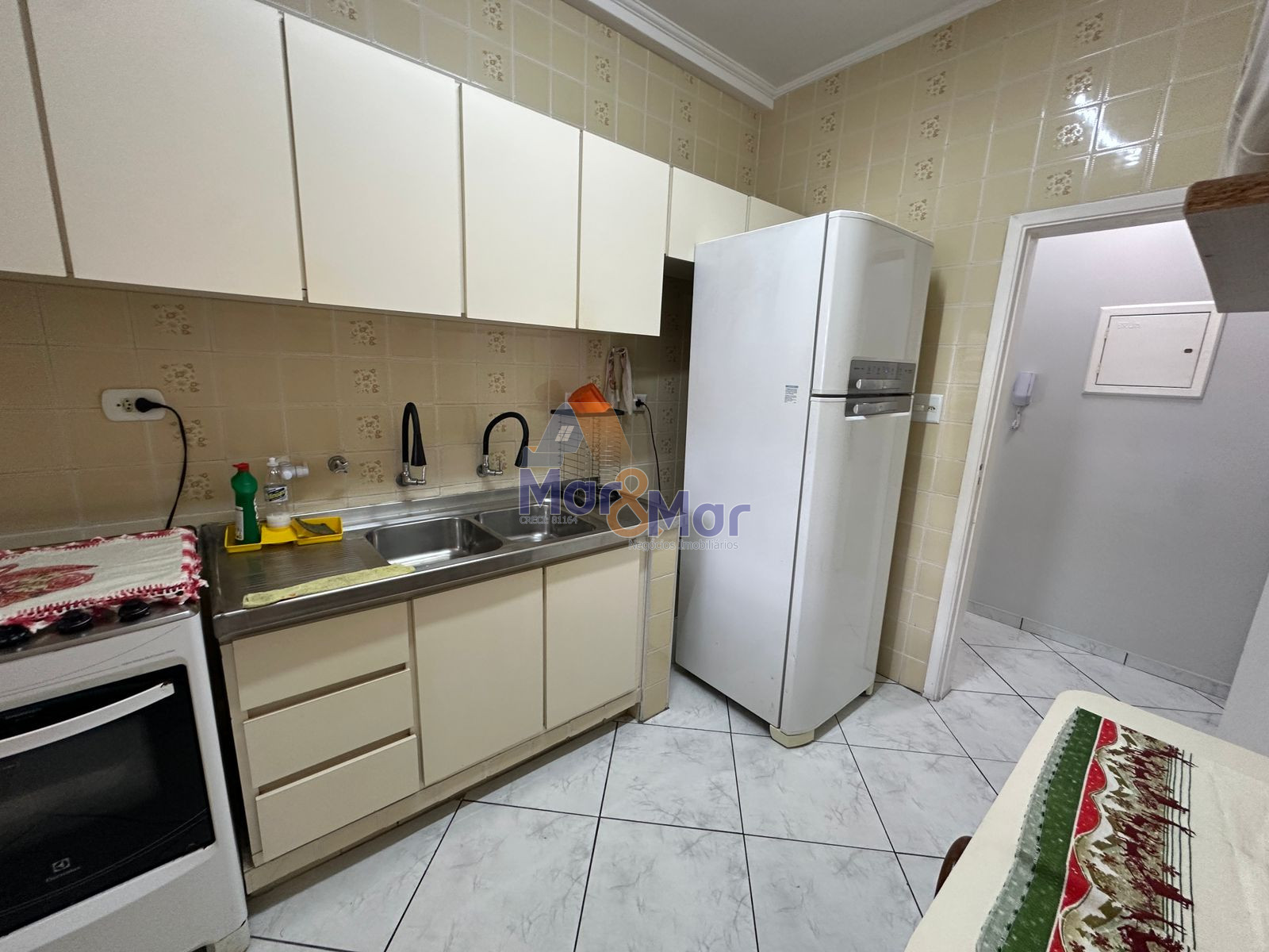 Apartamento-2-dormitorios-Pitangueiras