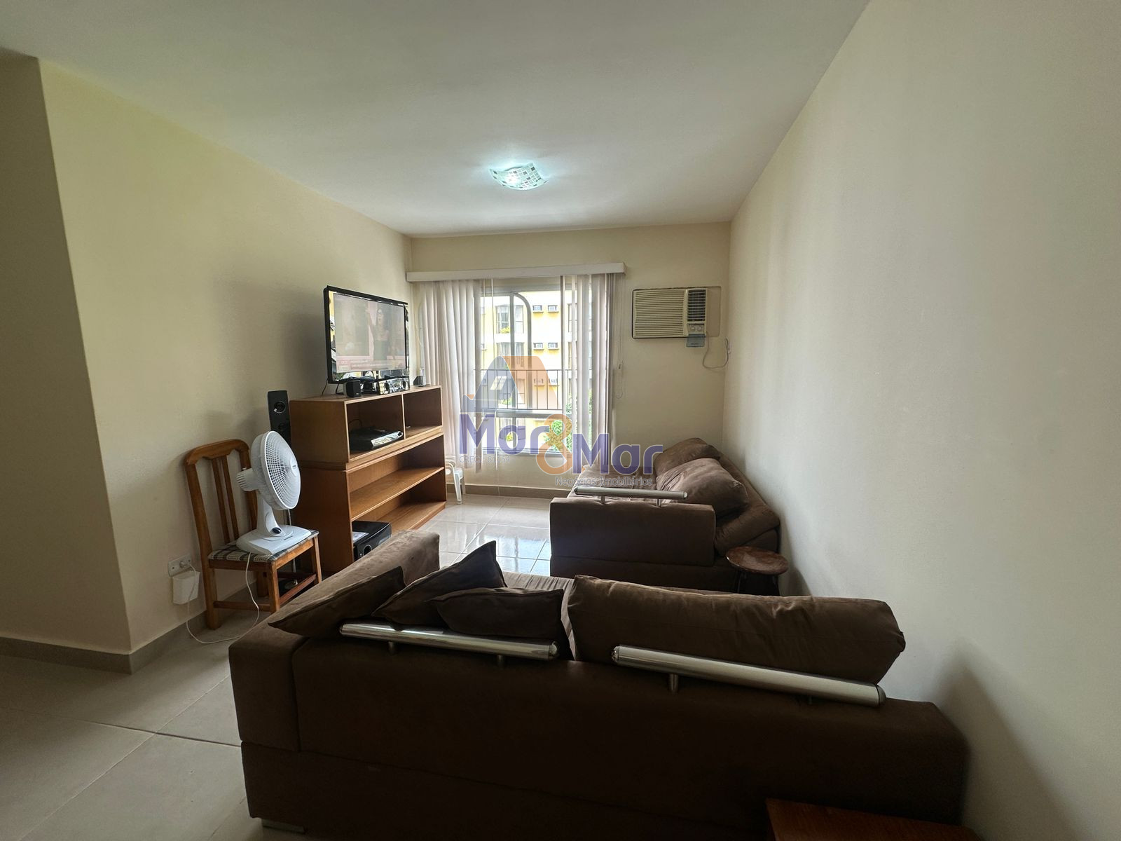 Apartamento na Praia da Enseada, Guarujá - SP