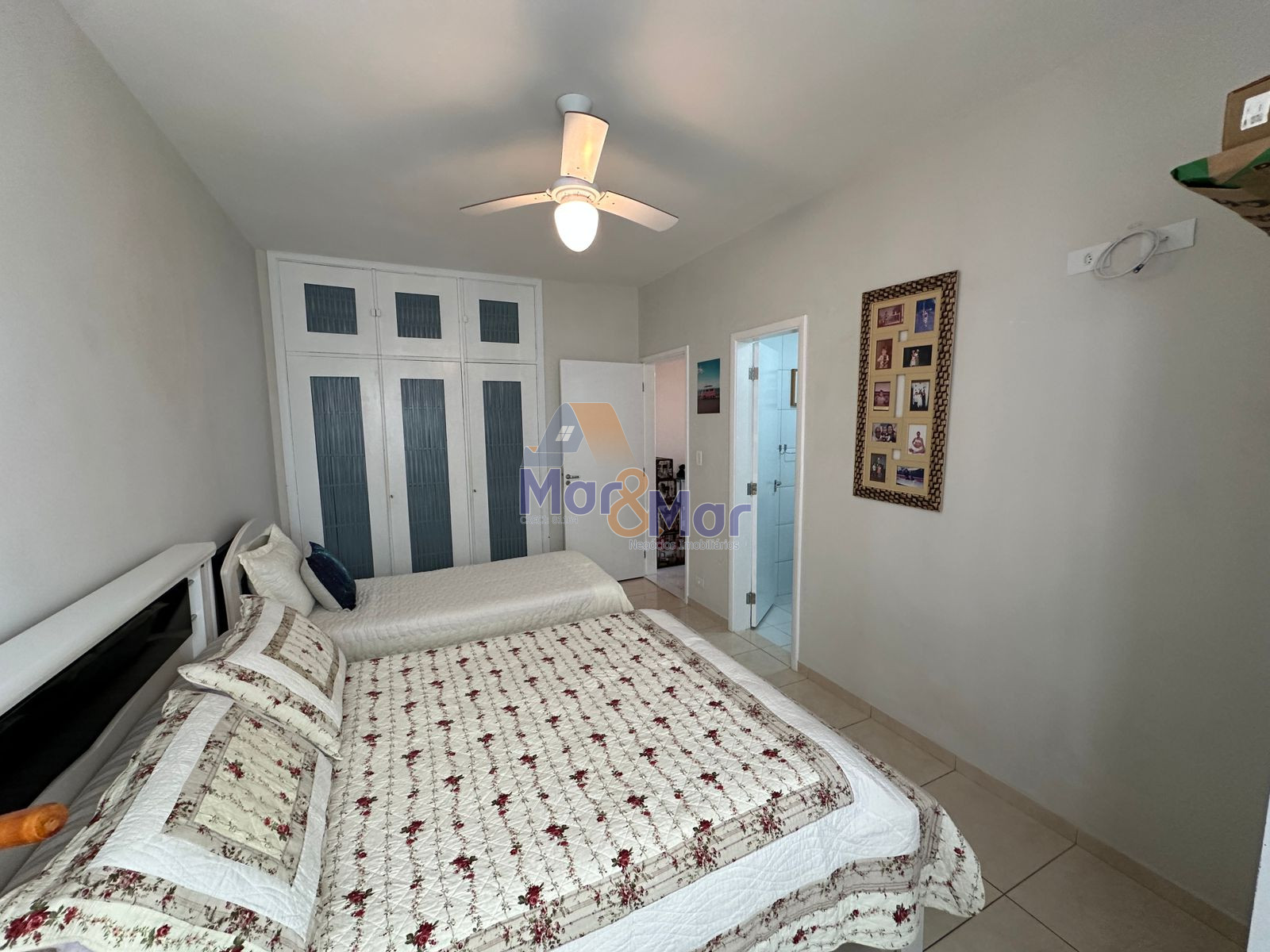 Apartamento Frente ao Mar nas Pitangueiras, Guarujá - SP