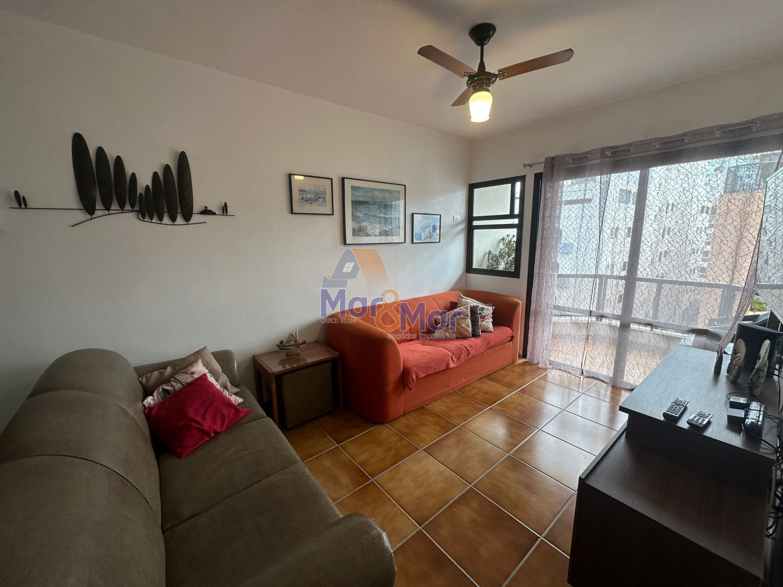 Apartamento na Praia da Enseada, Guarujá - SP