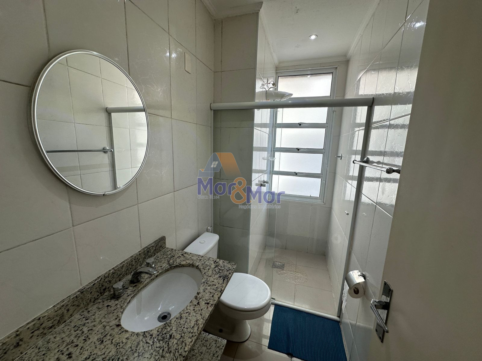 Apartamento Frente ao Mar nas Pitangueiras, Guarujá - SP