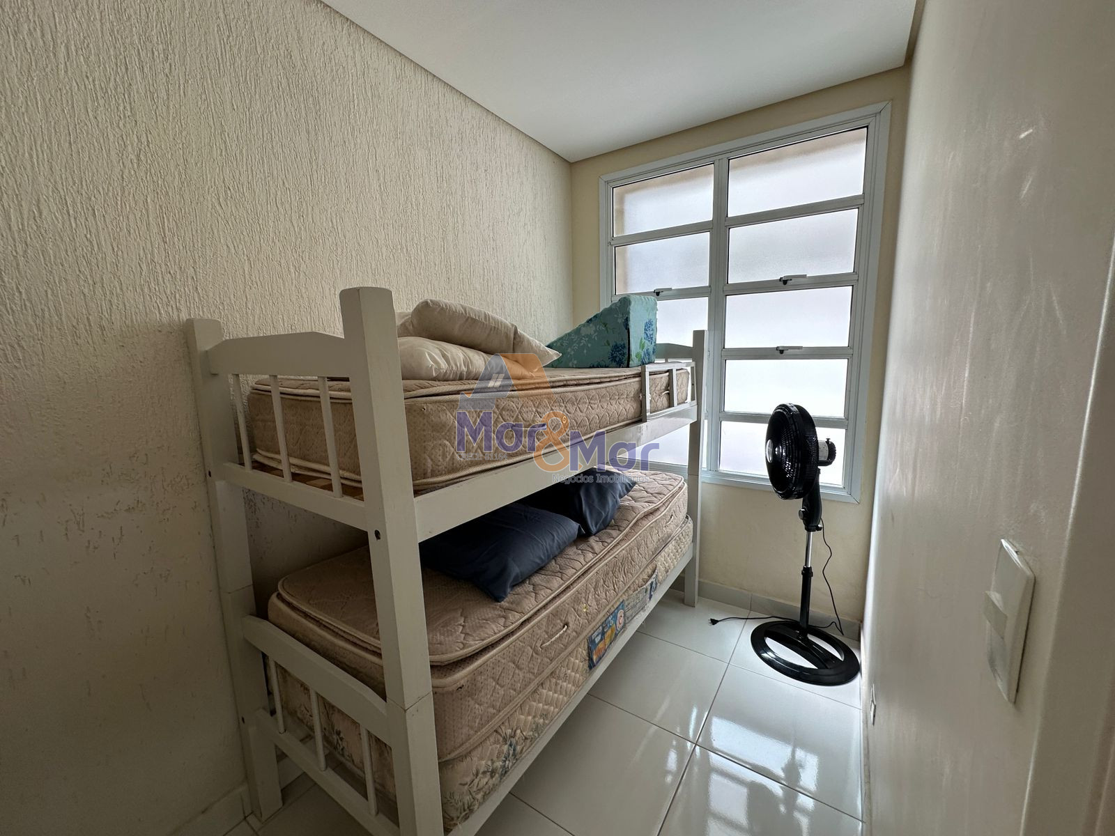 Apartamento Frente ao Mar nas Pitangueiras, Guarujá - SP