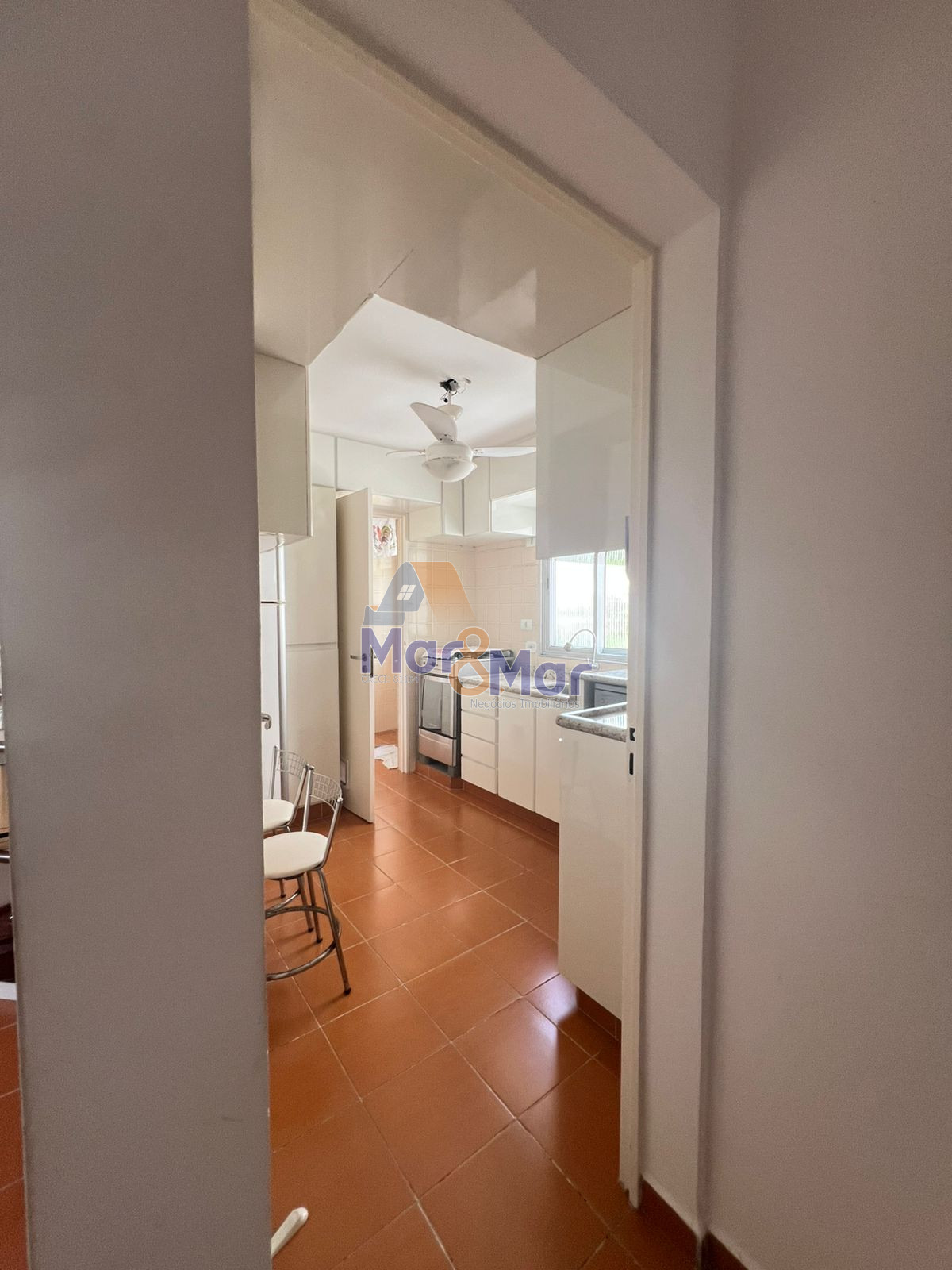 Apartamento na Praia da Enseada, Guarujá - SP