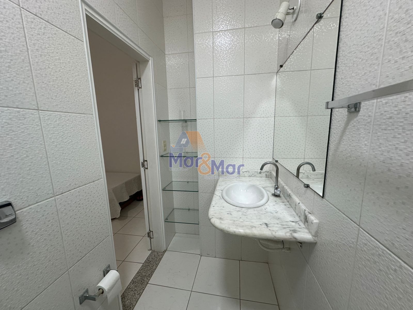 Apartamento Frente ao Mar nas Pitangueiras, Guarujá - SP