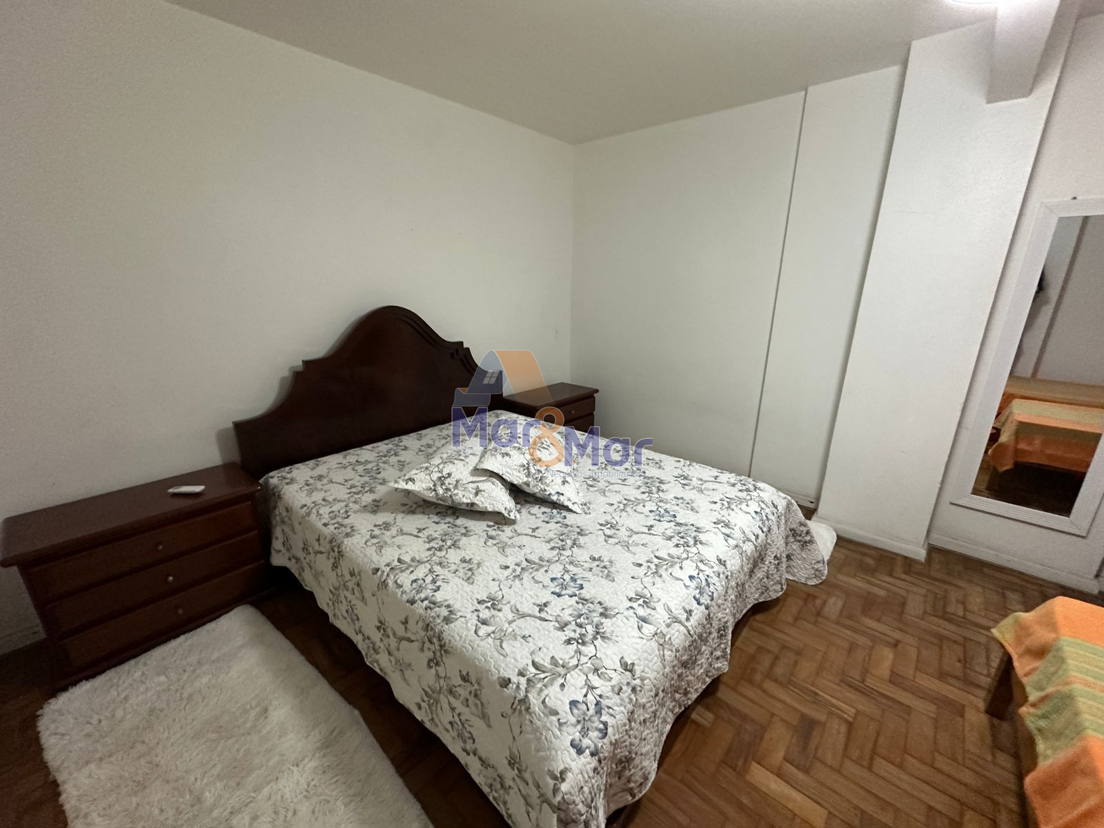 Apartamento Frente ao Mar nas Pitangueiras, Guarujá - SP