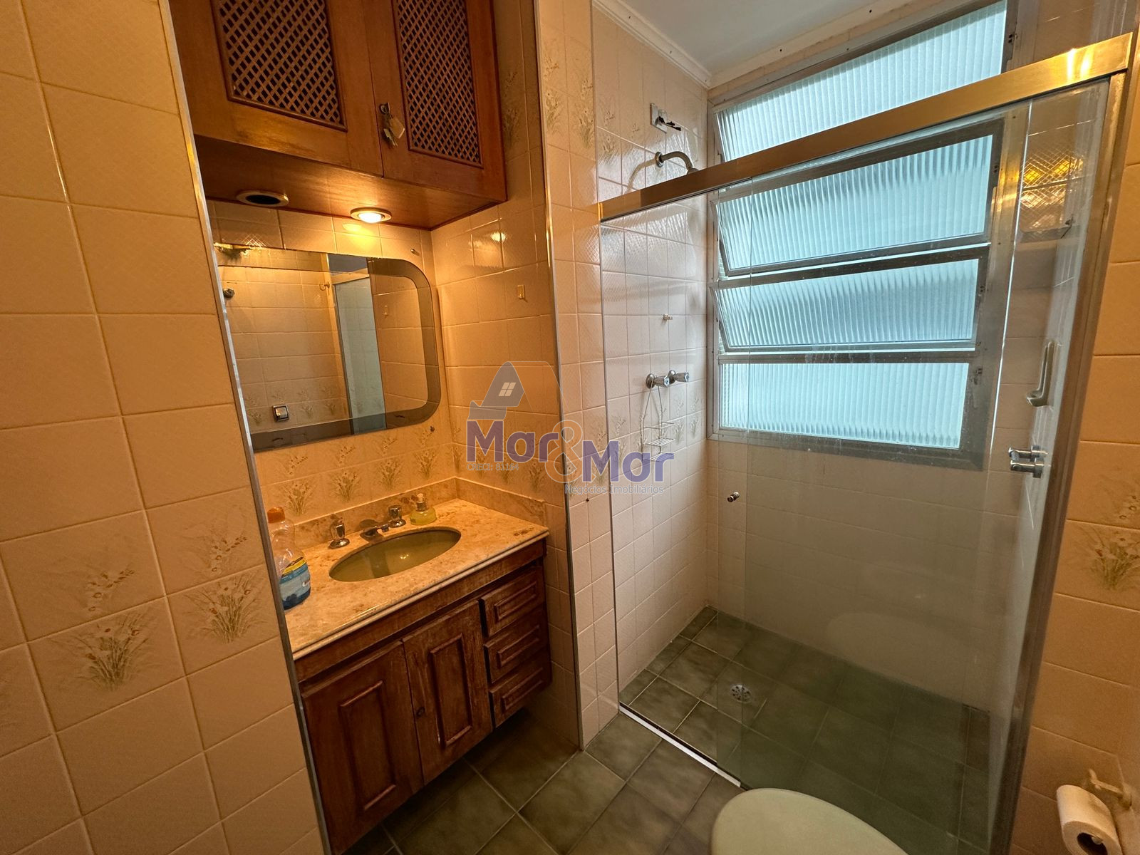 Apartamento Frente ao Mar nas Pitangueiras, Guarujá - SP
