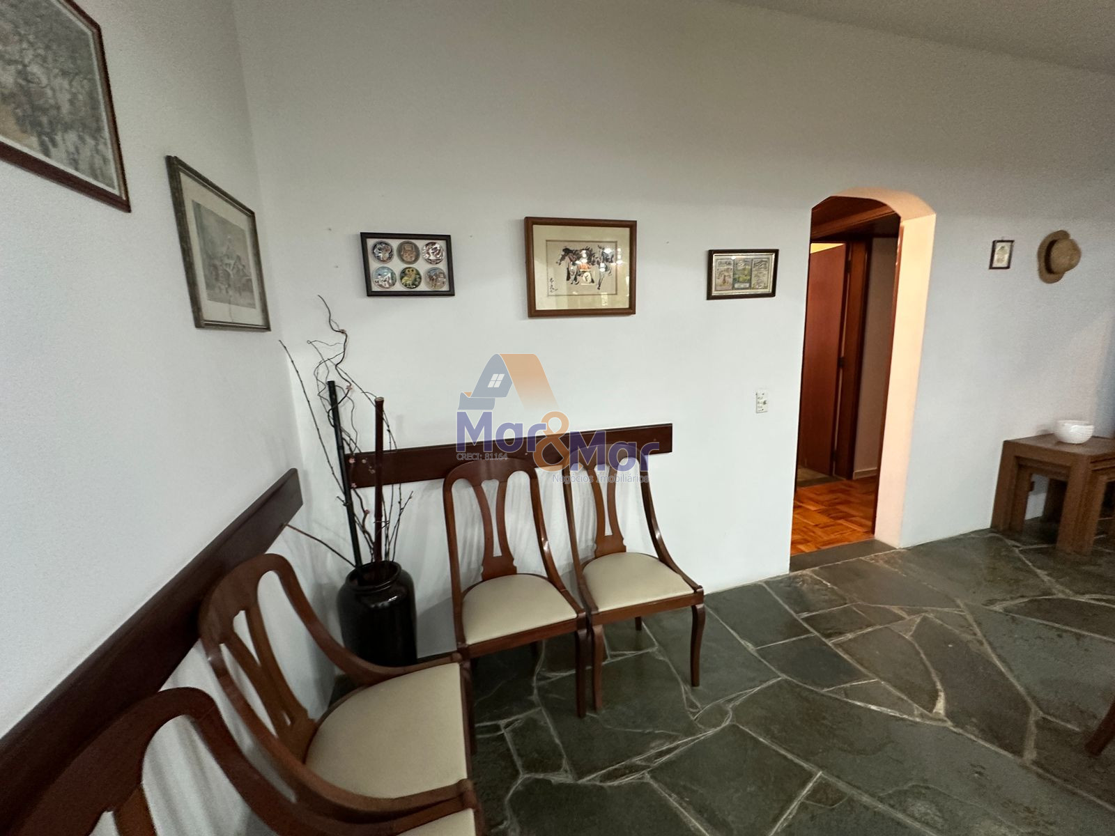 Apartamento Frente ao Mar nas Pitangueiras, Guarujá - SP