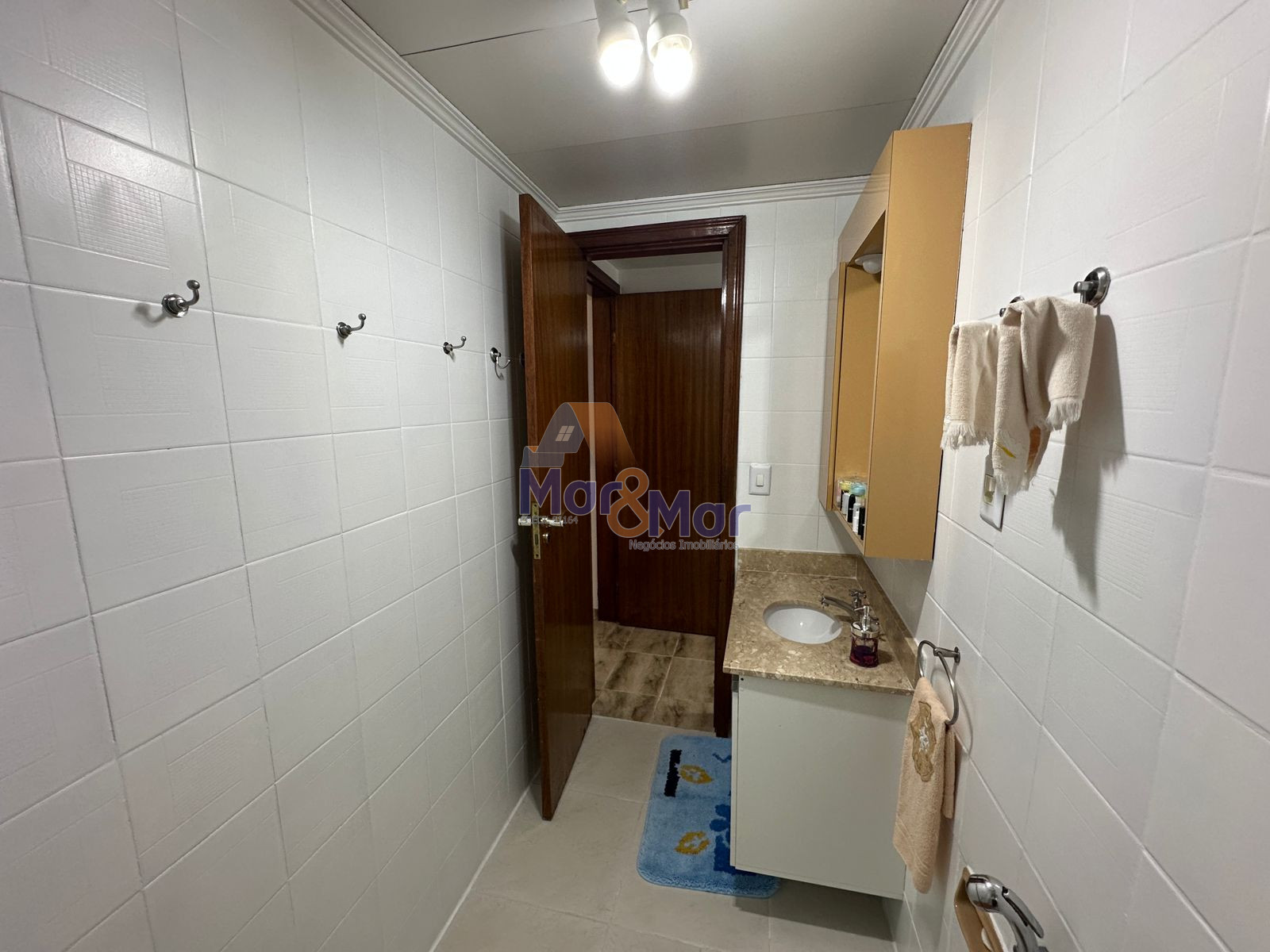 Apartamento, Praia da Pitangueiras, Guarujá - SP