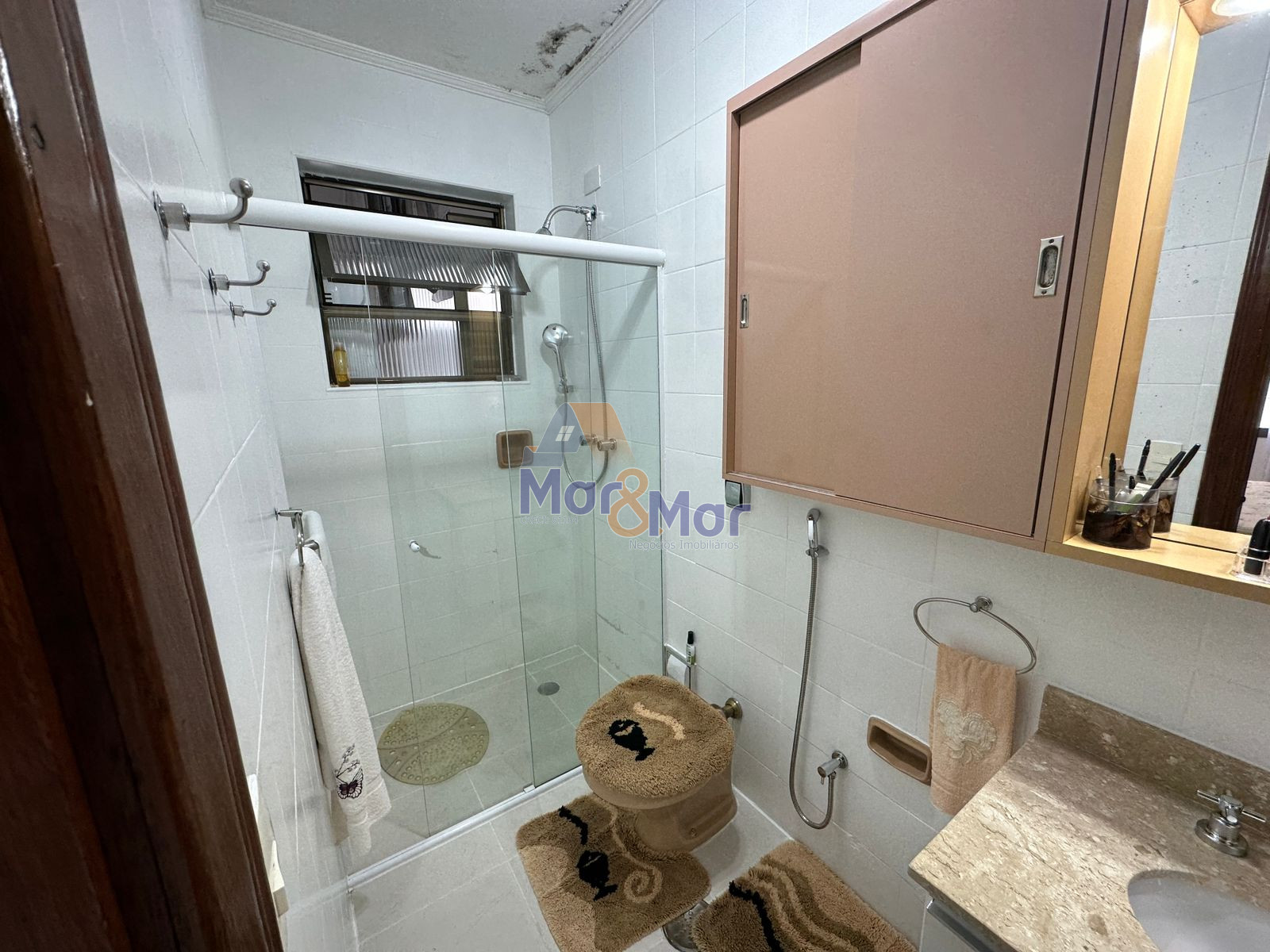 Apartamento, Praia da Pitangueiras, Guarujá - SP