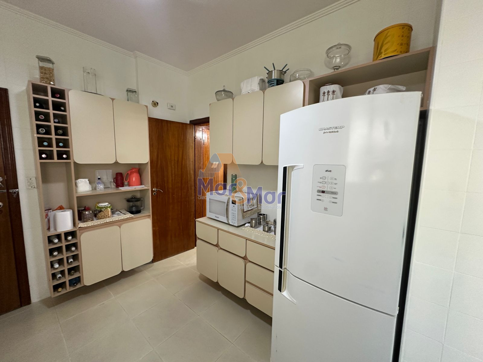 Apartamento, Praia da Pitangueiras, Guarujá - SP