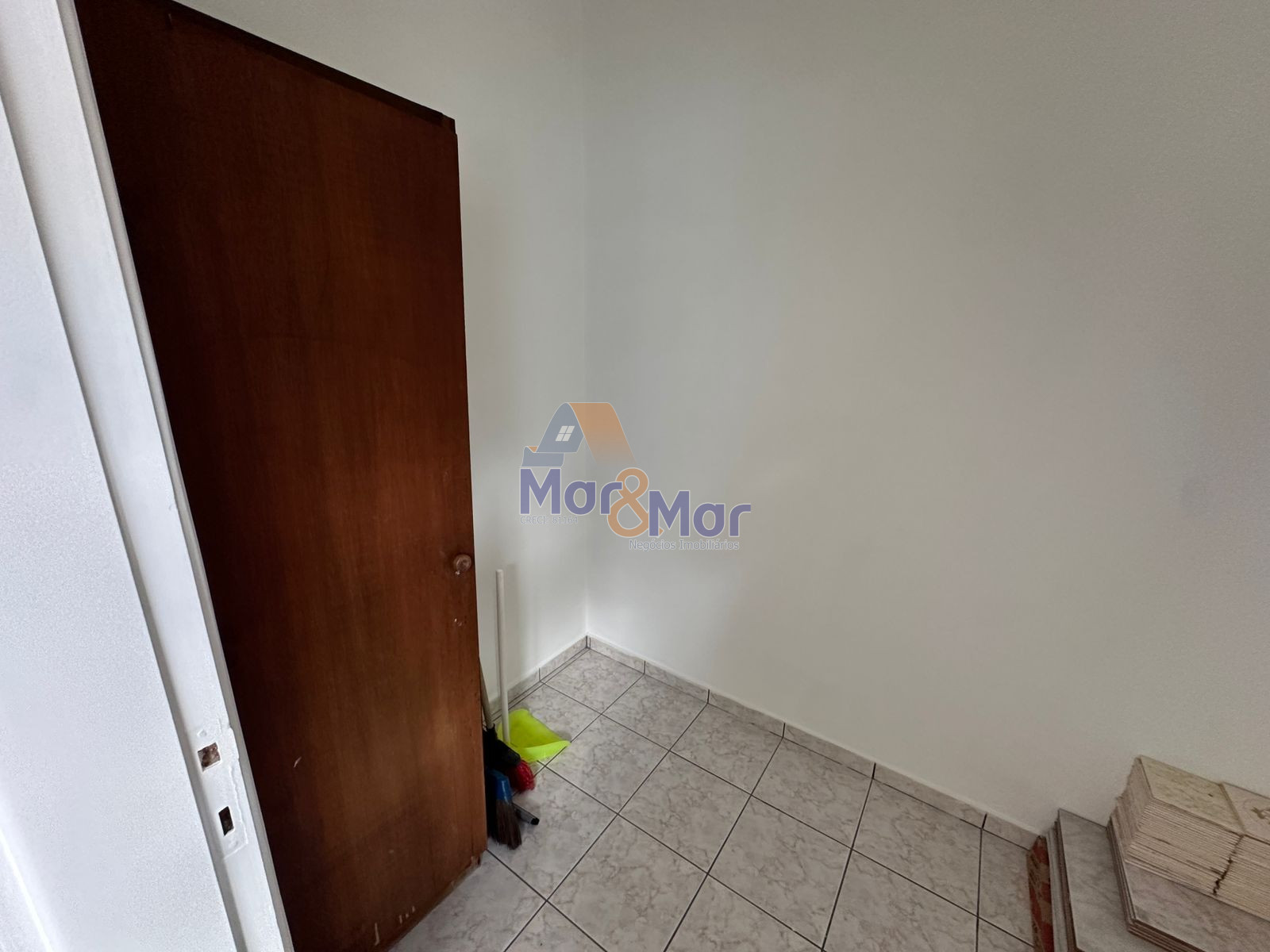 Apartamento na Praia da Pitangueiras, Guarujá-SP