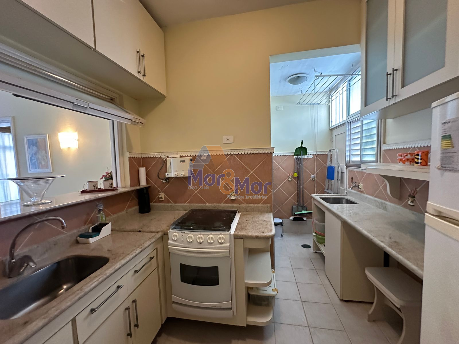 Apartamento-2-dormitorios-Pitangueiras