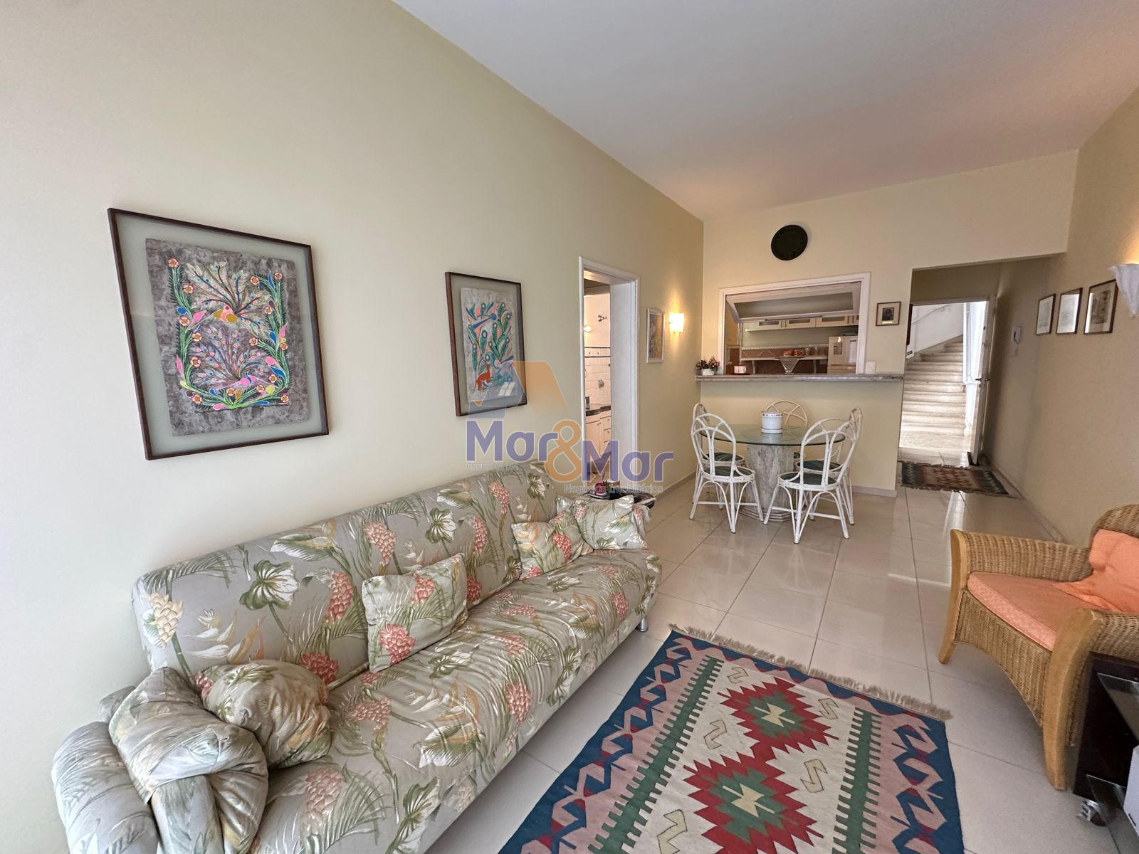 Apartamento-2-dormitorios-Pitangueiras
