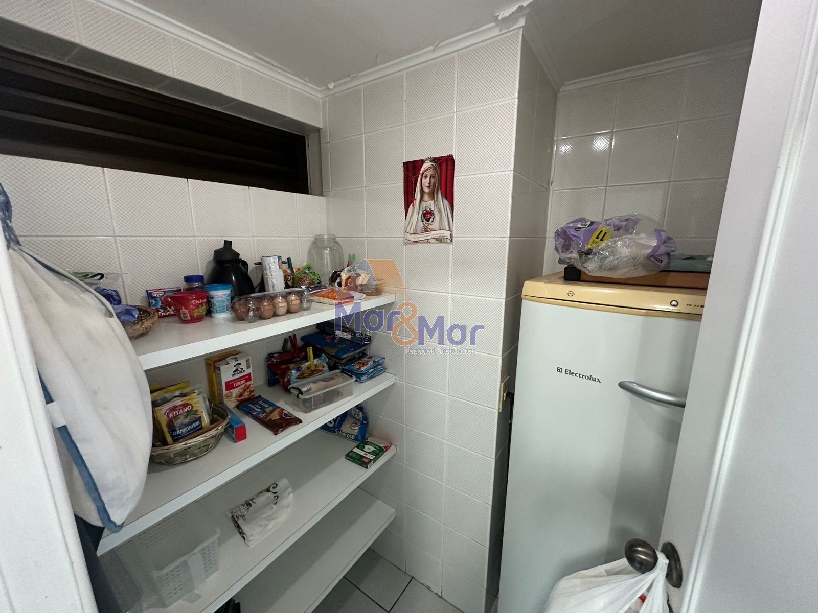 Apartamento na Praia da Pitangueiras, Guarujá - SP
