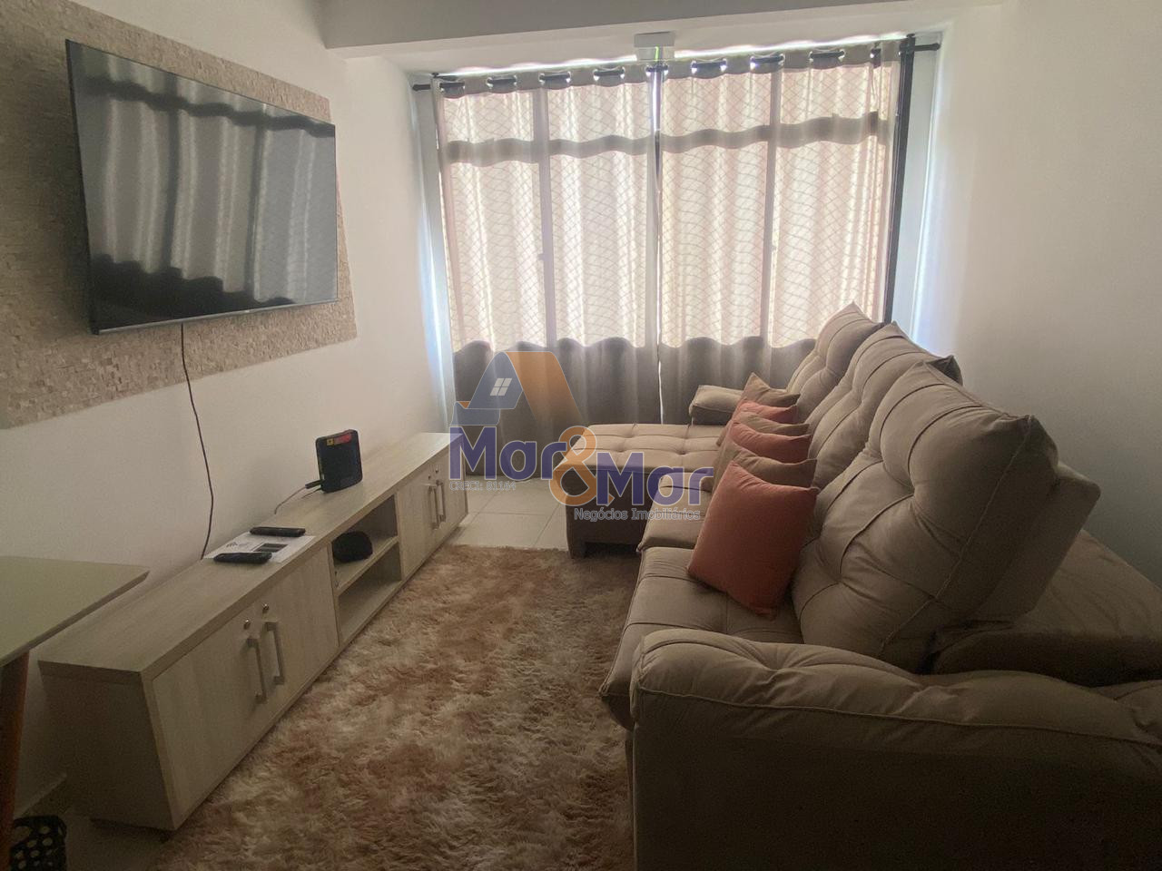 Apartamento na Praia da Enseada, Guarujá - SP