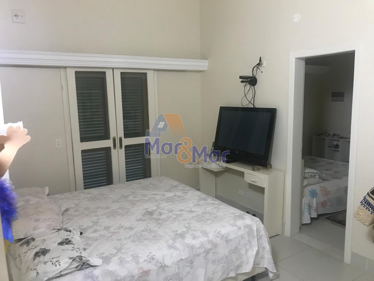 Casa Duplex à Venda no Guaiuba - Guarujá