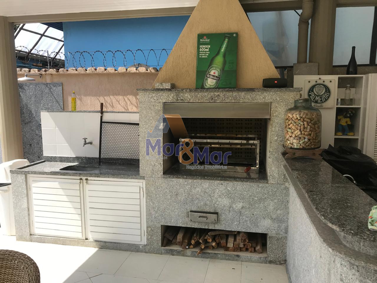 Casa Duplex à Venda no Guaiuba - Guarujá