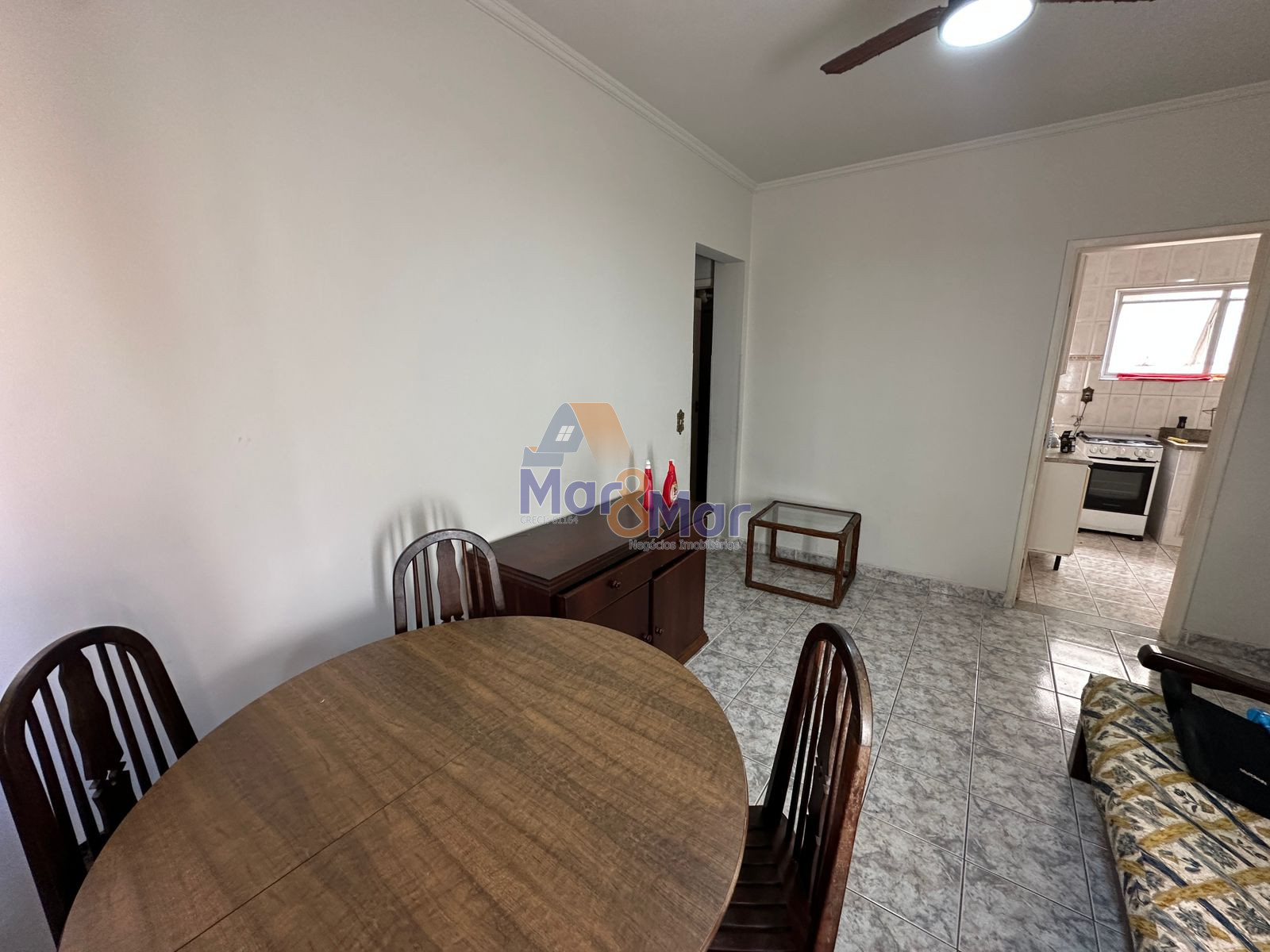 Apartamento na Praia da Enseada, Guarujá - SP