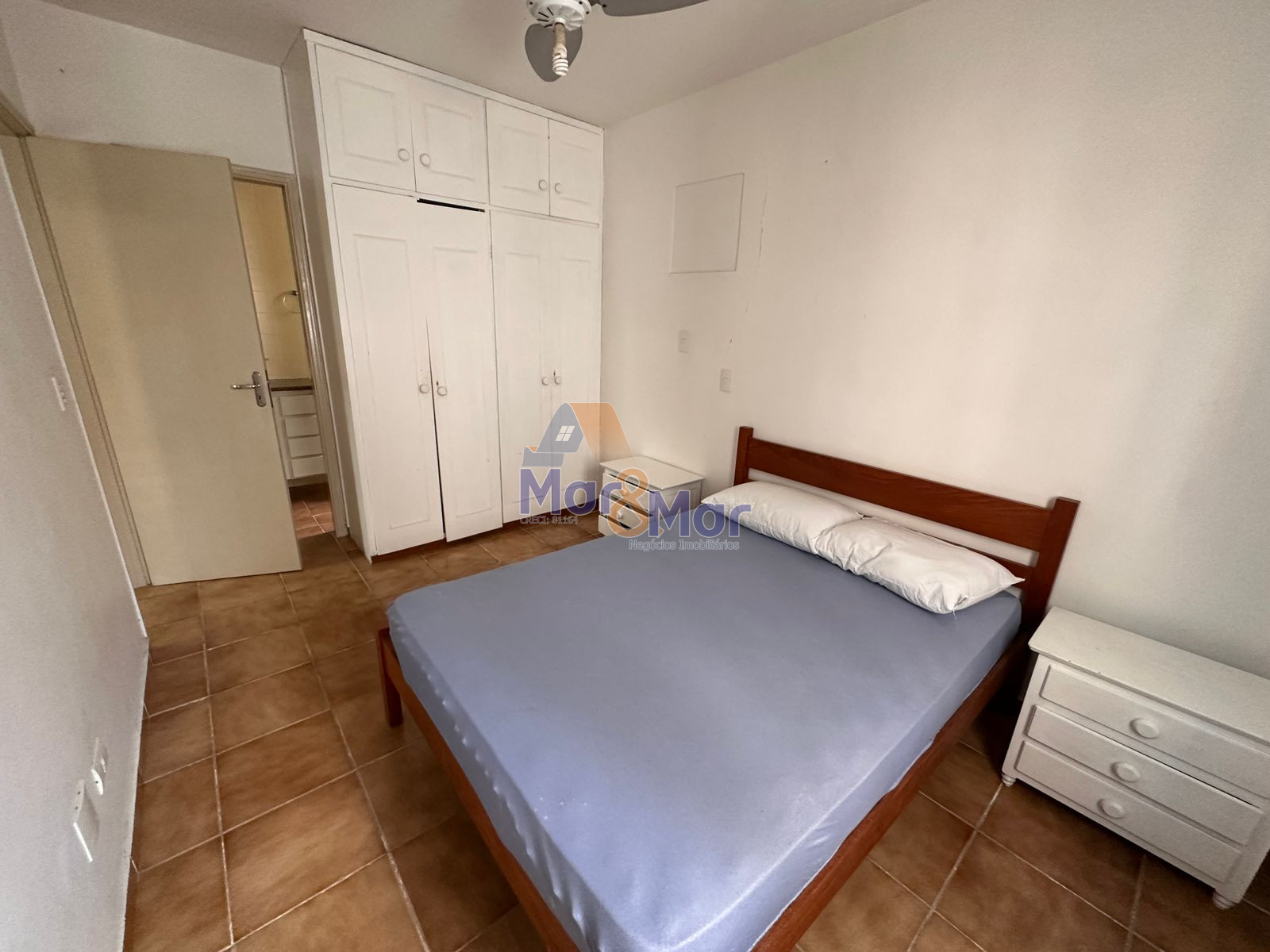 Apartamento na Praia das Astúrias, Guarujá - SP