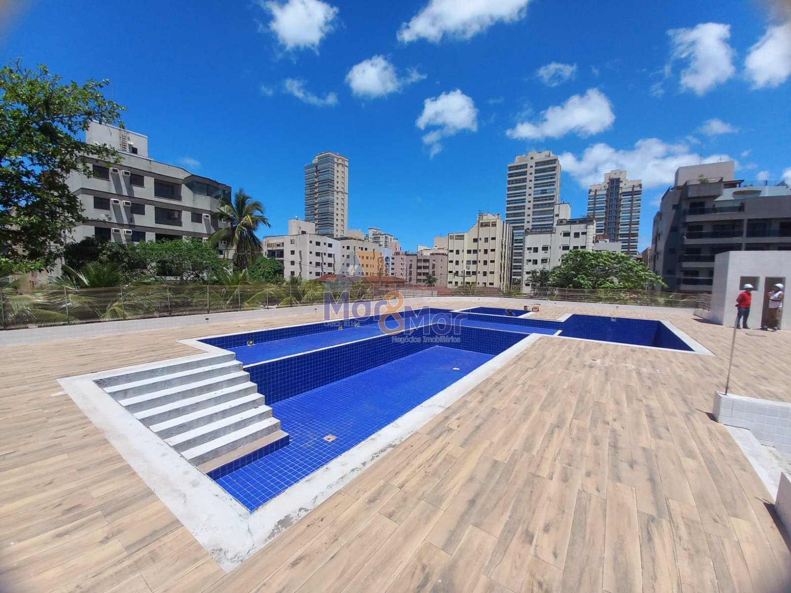 Apartamento na Praia da Enseada, Guarujá - SP