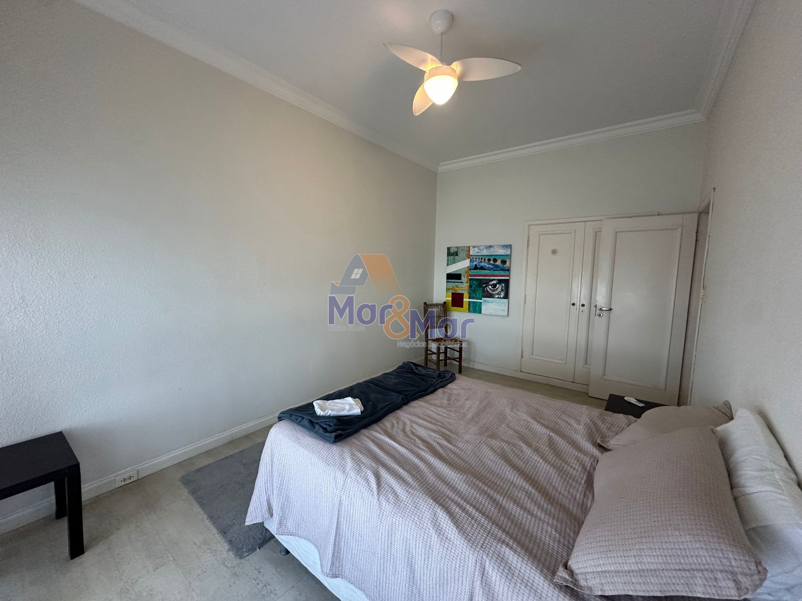 Apartamento Frente ao Mar nas Pitangueiras, Guarujá - SP