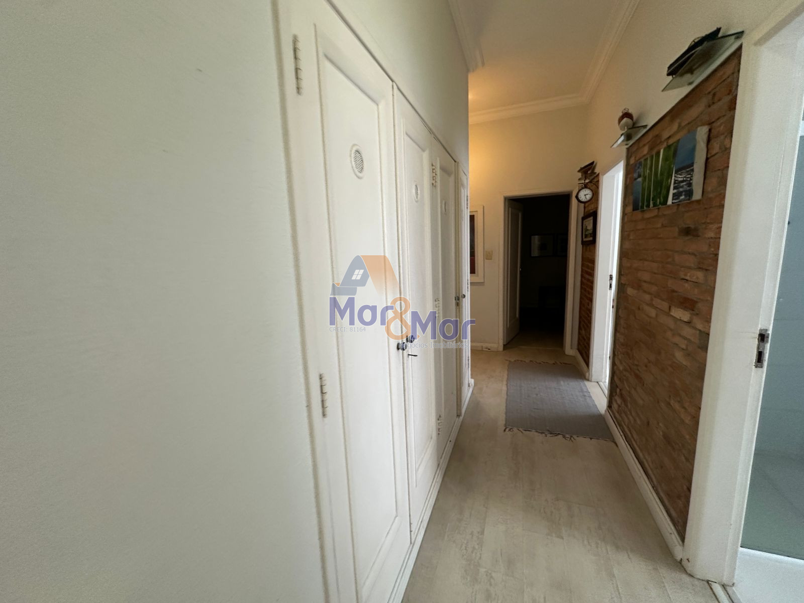 Apartamento Frente ao Mar nas Pitangueiras, Guarujá - SP