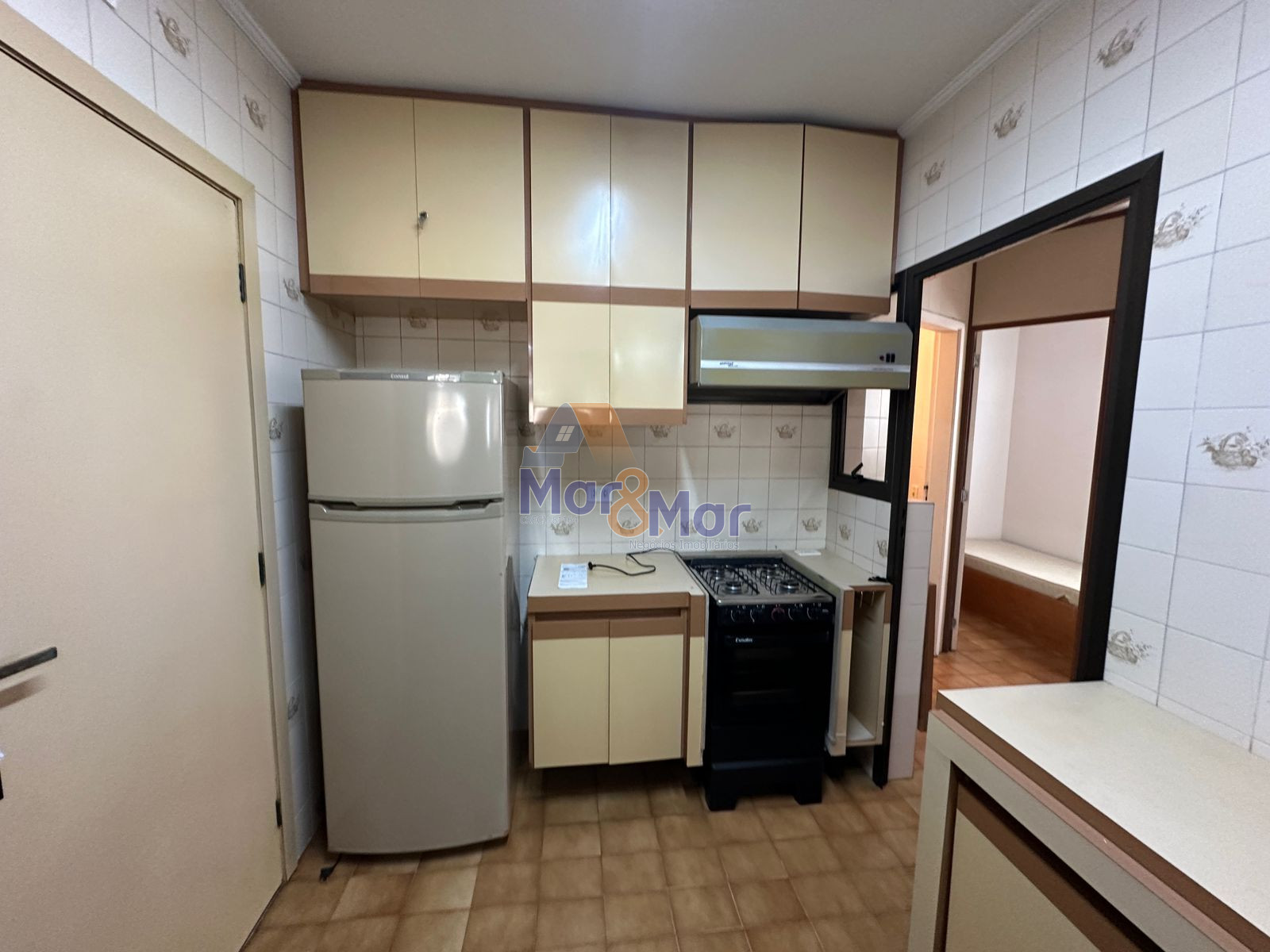 Apartamento na Praia das Pitangueiras, Guarujá - SP