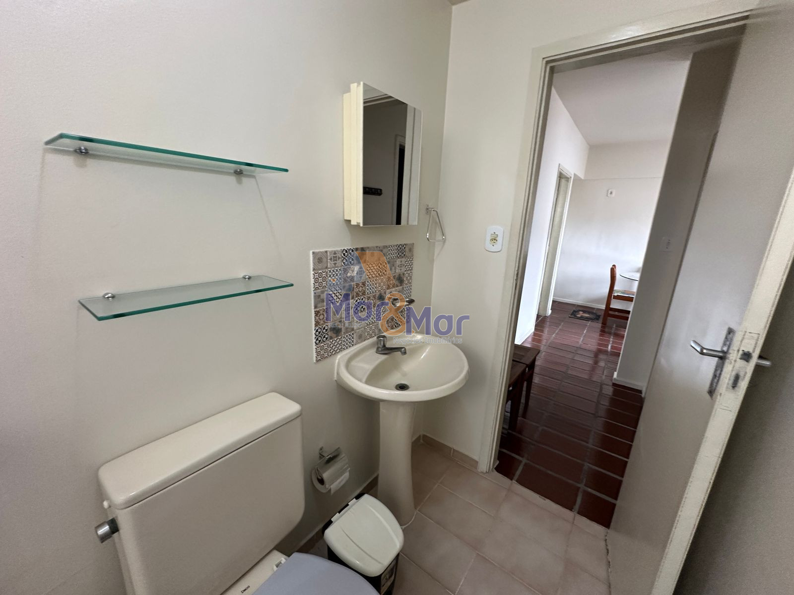Apartamento na Praia da Enseada, Guarujá - SP