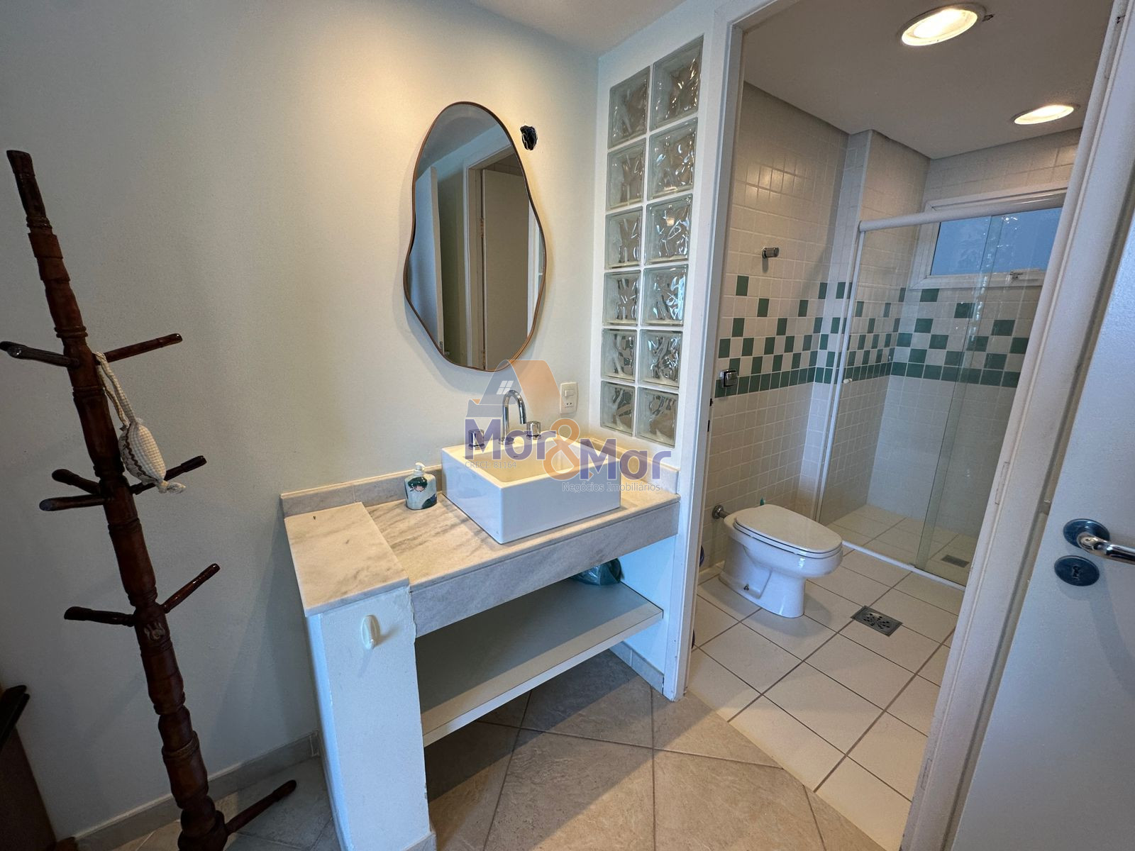Apartamento Frente Mar,  Praia das Astúrias, Guarujá - SP