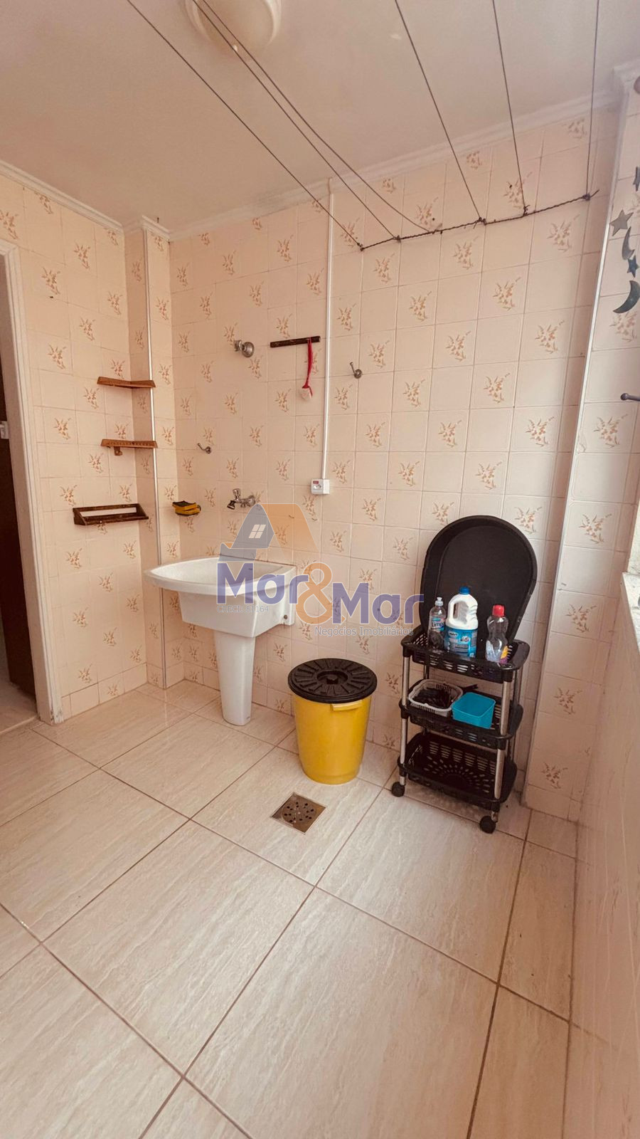 Apartamento na Praia da Enseada, Guarujá - SP