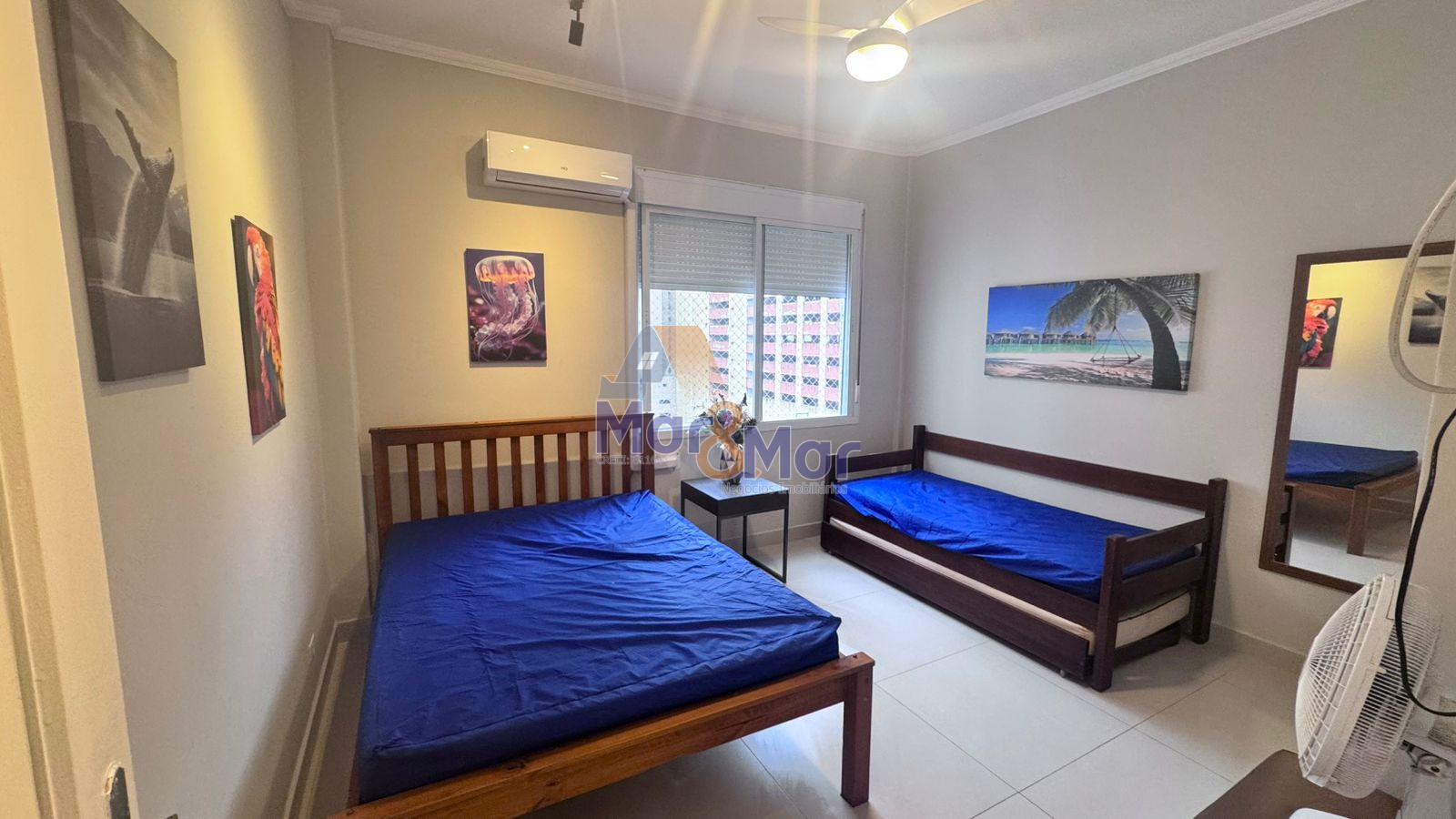 Apartamento na Praia das Pitangueiras, Guarujá - SP