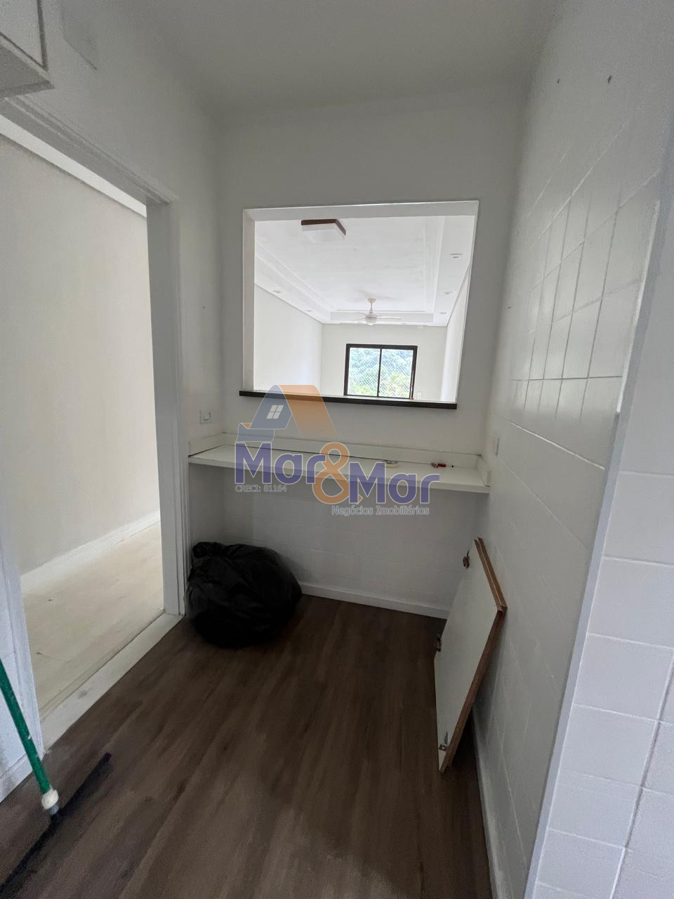 Apartamento na Praia da Enseada, Guarujá - SP