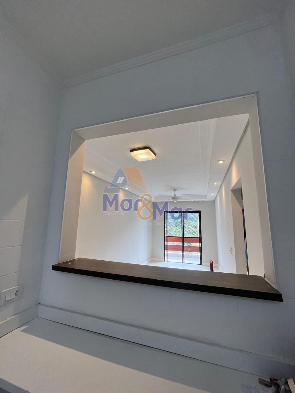 Apartamento na Praia da Enseada, Guarujá - SP