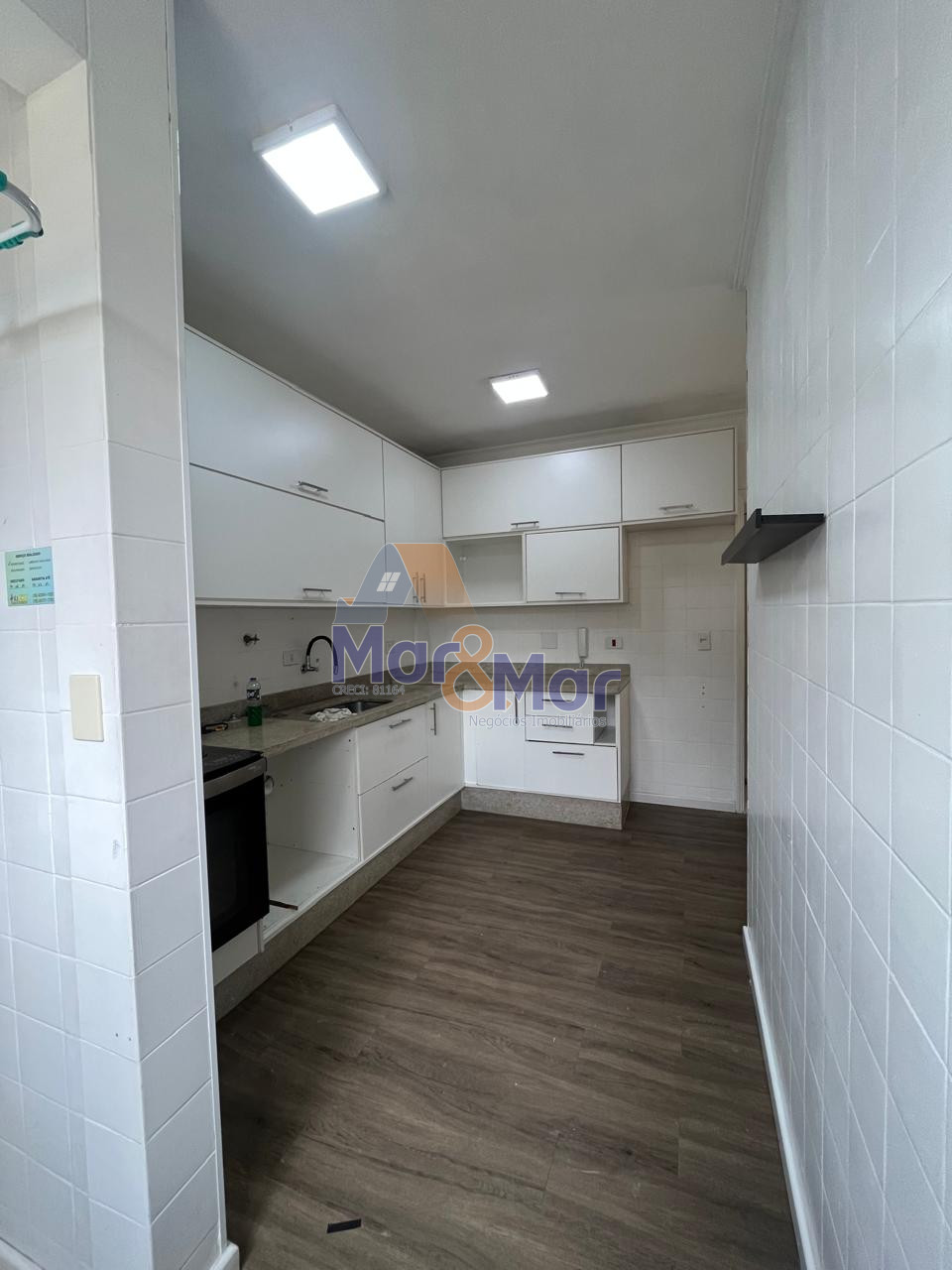 Apartamento na Praia da Enseada, Guarujá - SP