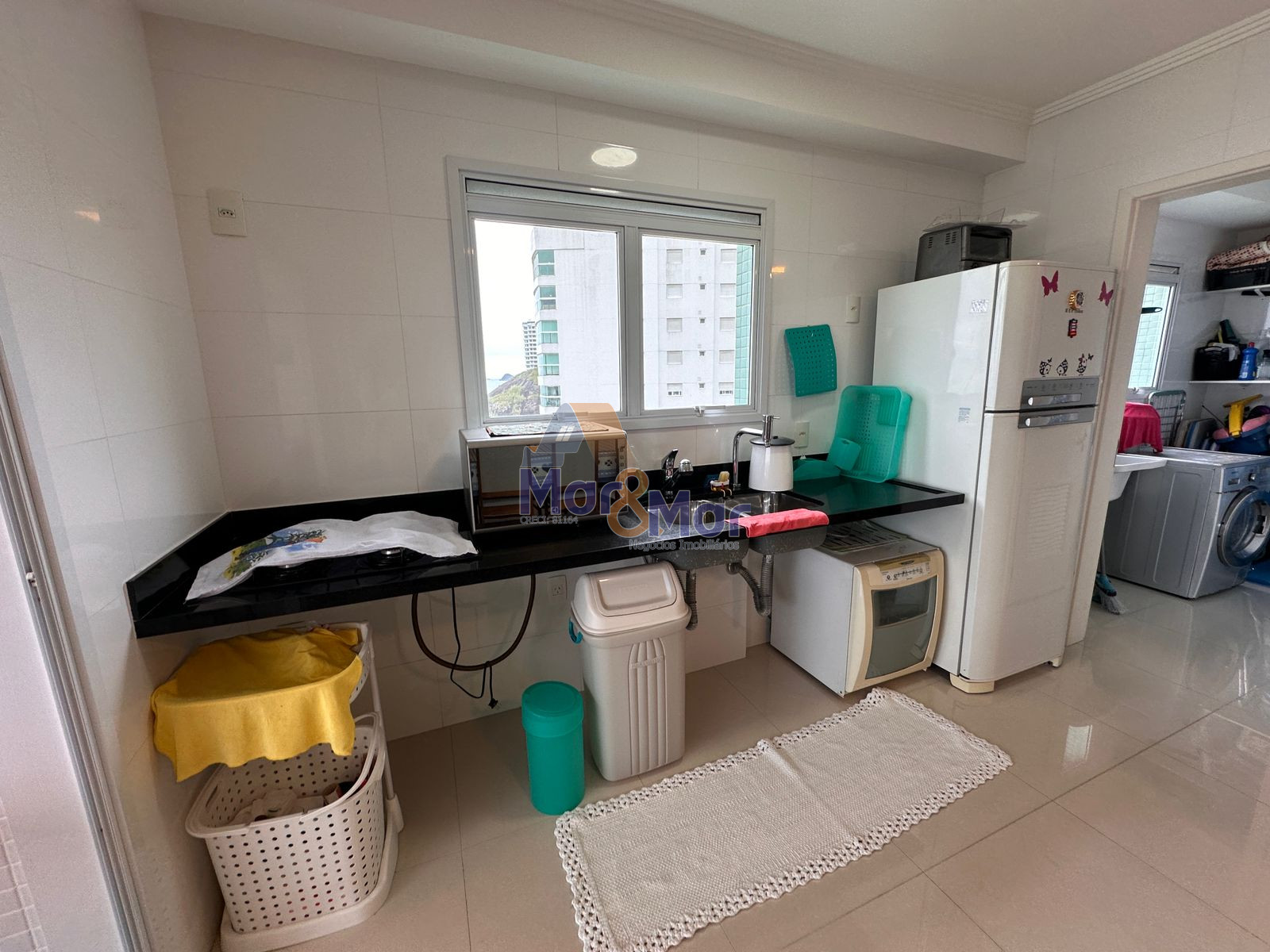 Apartamento na Praia da Enseada, Guarujá - SP
