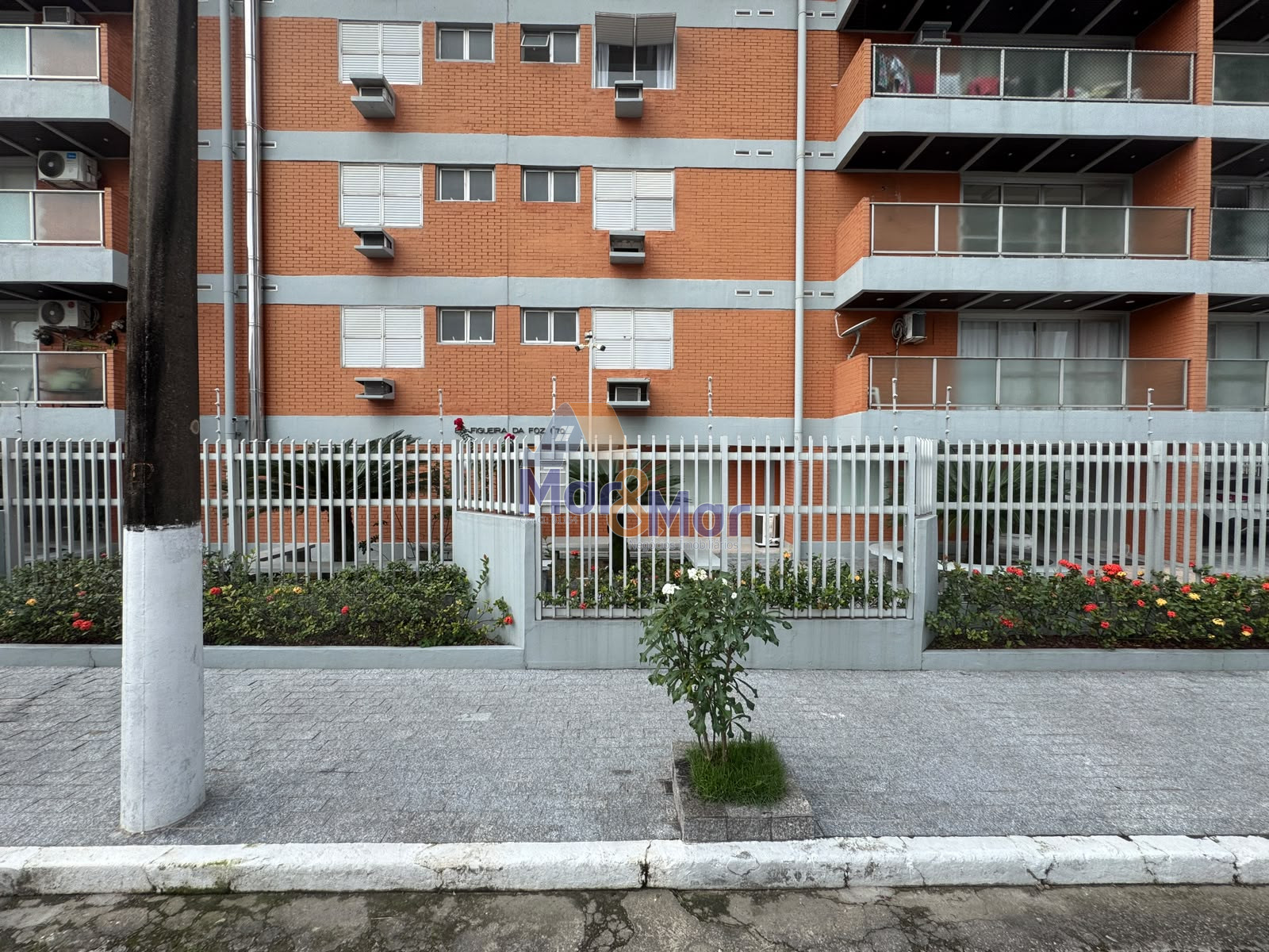 Apartamento na Praia da Enseada, Guarujá - SP