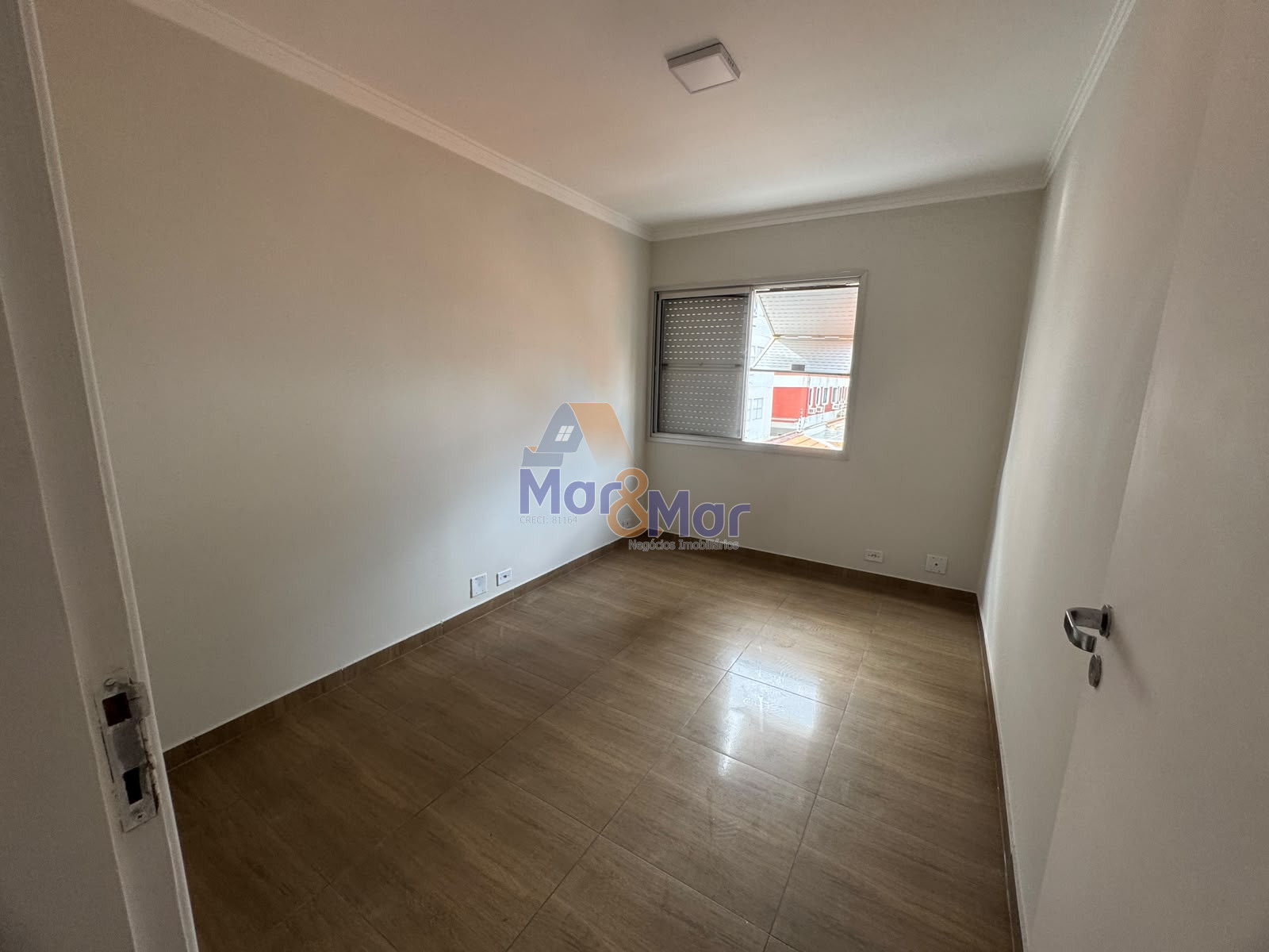 Apartamento na Praia da Enseada, Guarujá - SP