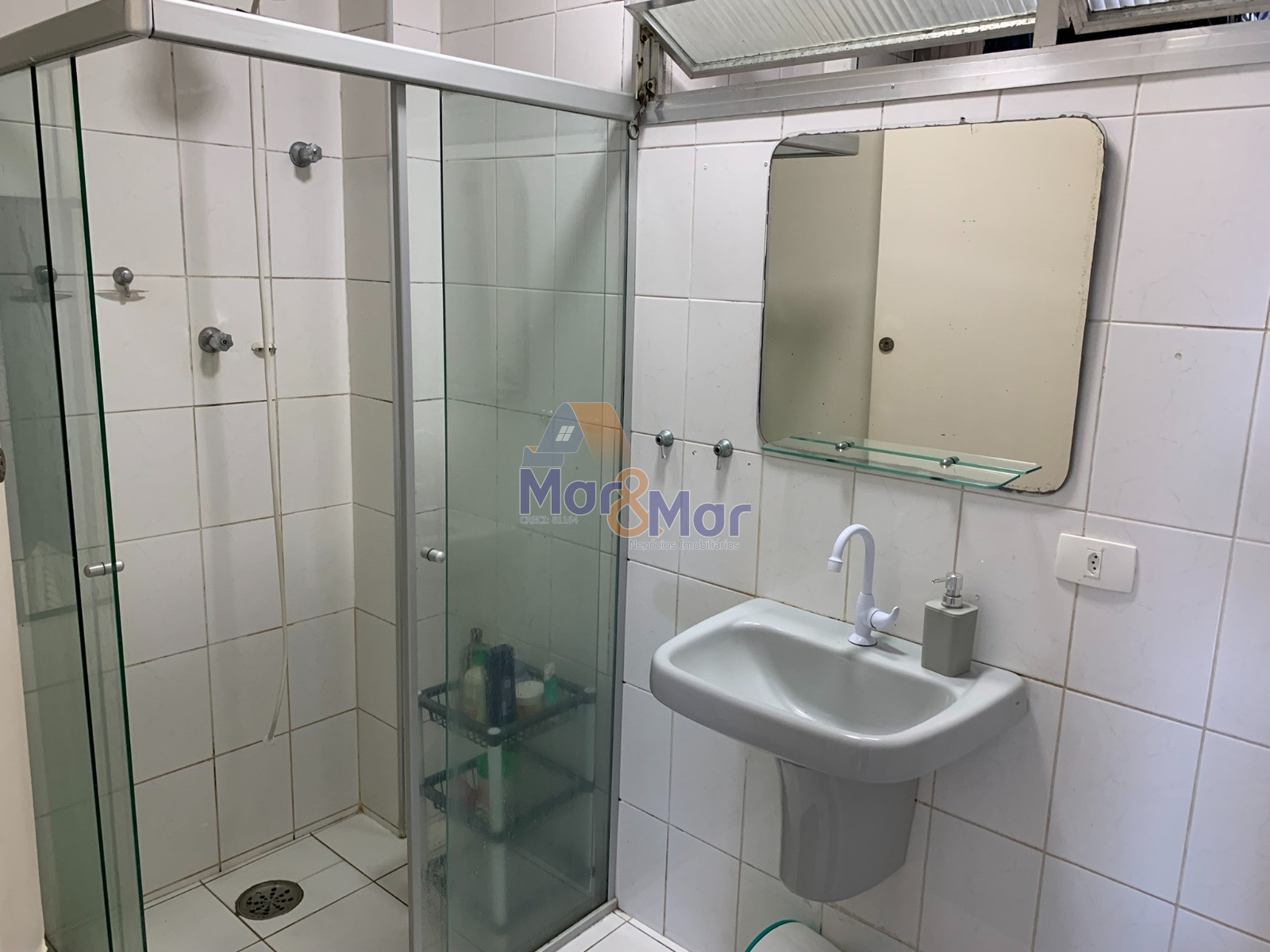 Apartamento Frente ao Mar nas Pitangueiras, Guarujá - SP
