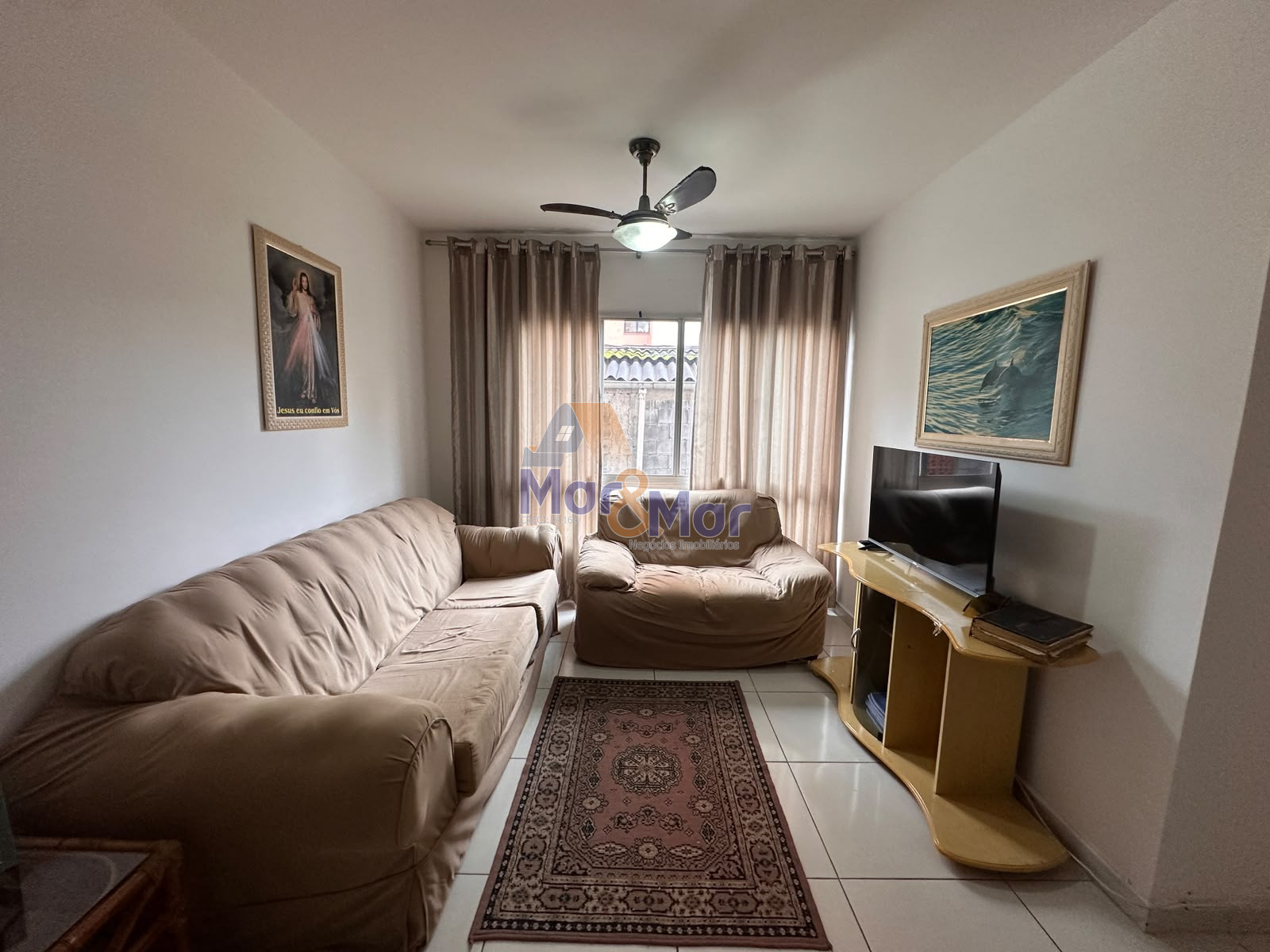 Apartamento na Praia da Enseada, Guarujá - SP