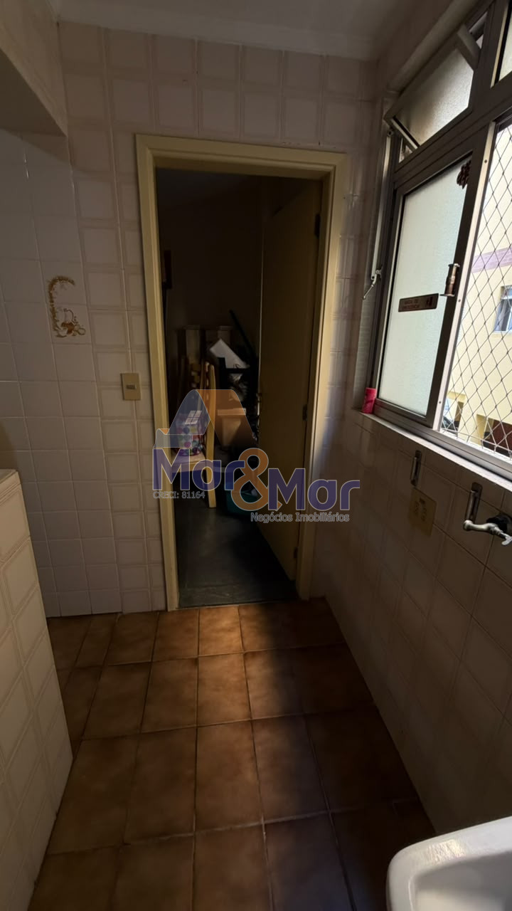 Apartamento na Praia da Enseada, Guarujá - SP